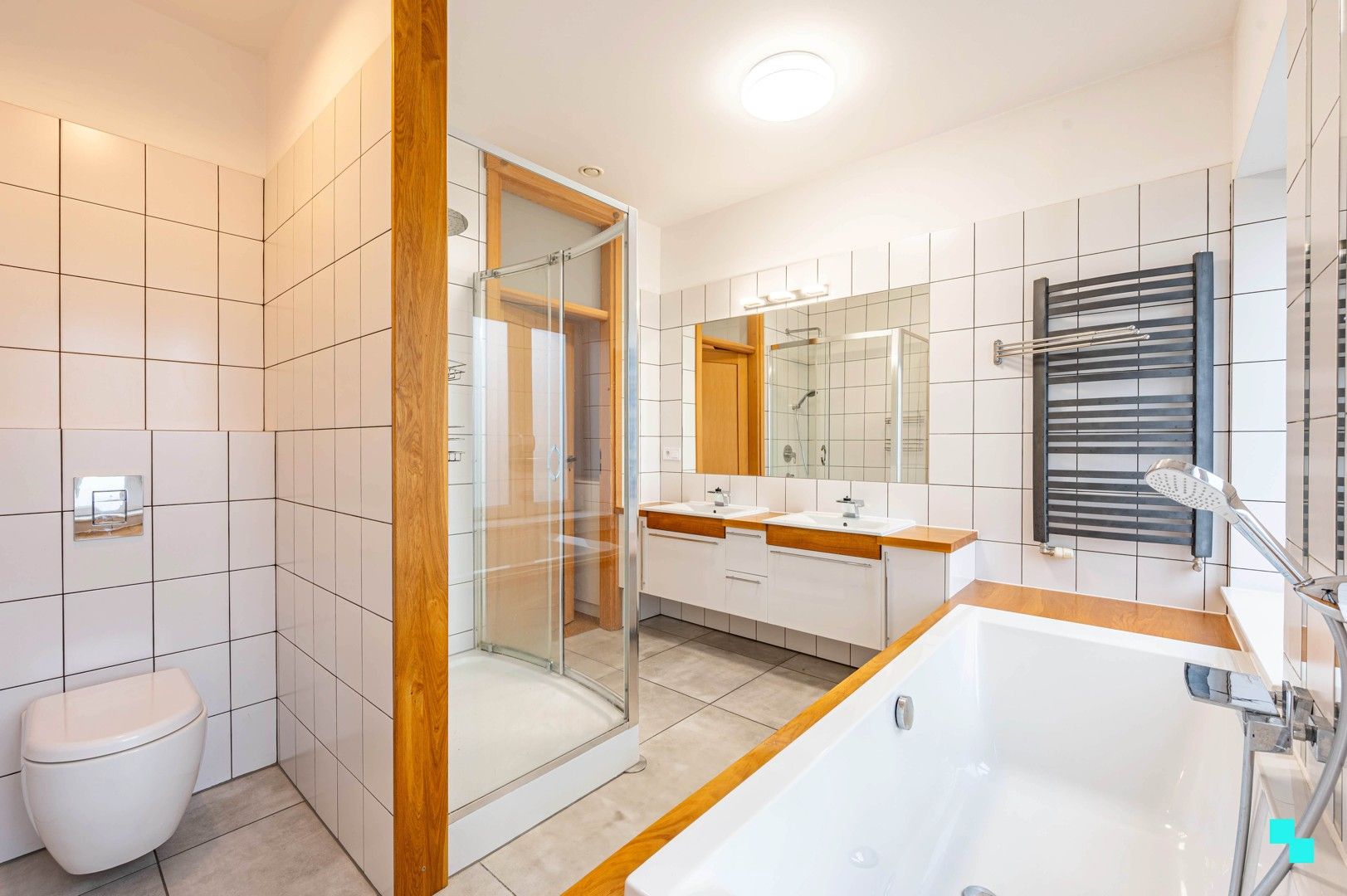 Instapklare, energiezuinige woning te Oostrozebeke foto 11