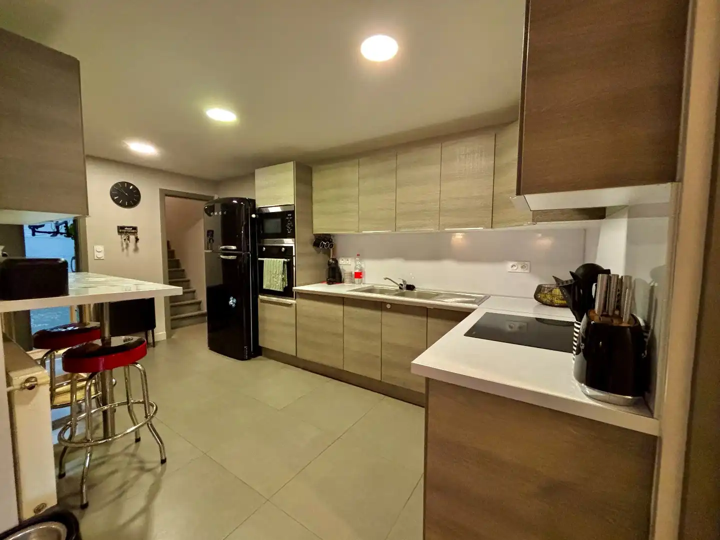 ENERGIEZUINIGE RUIME WONING OP 375M² MET 3 SLPKS, 2 BADKAMERS, GARAGE EN TUIN foto 8