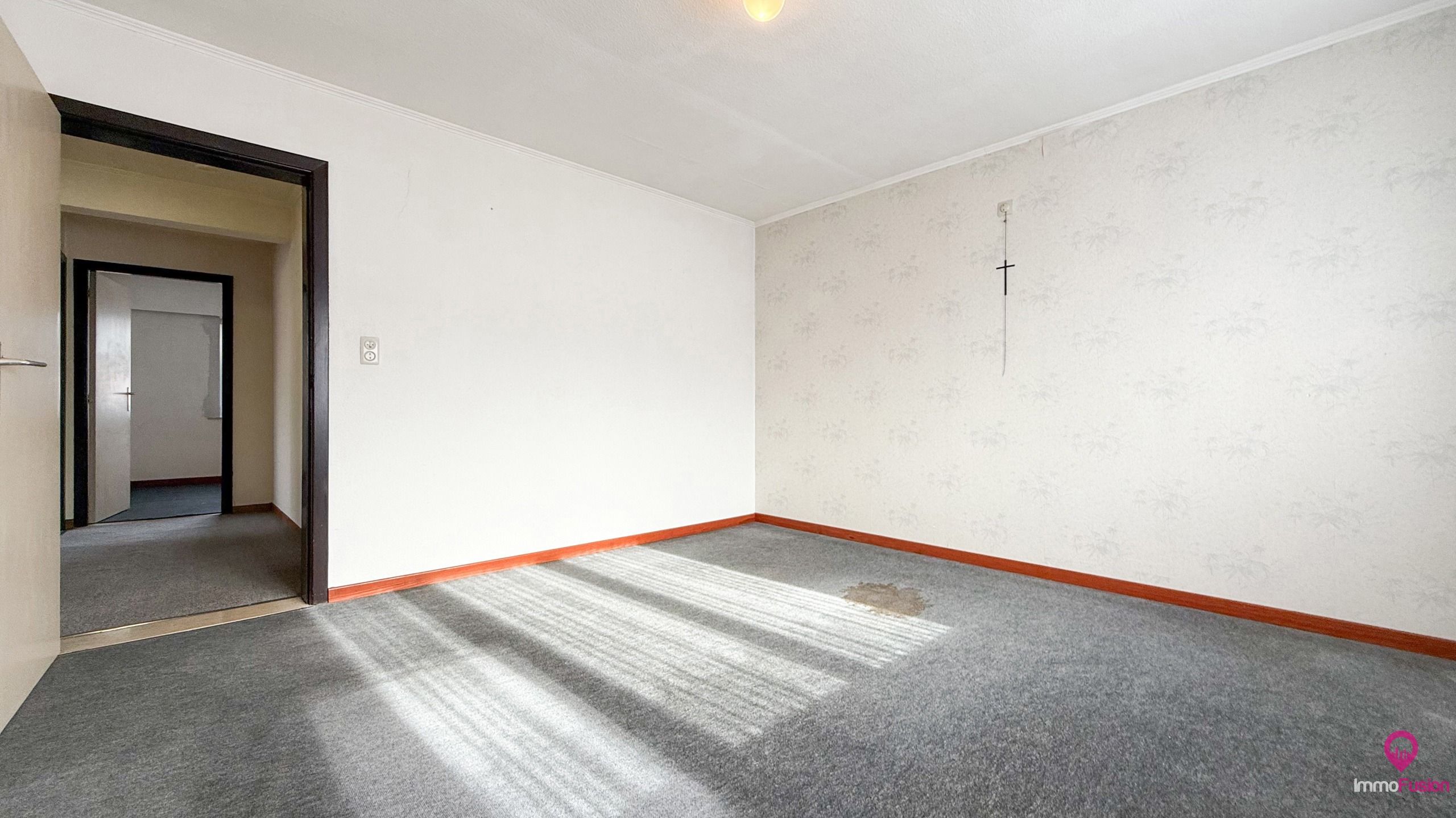 Ruime gezinswoning 4 slpks, grote kelder & werkplaats! foto 24