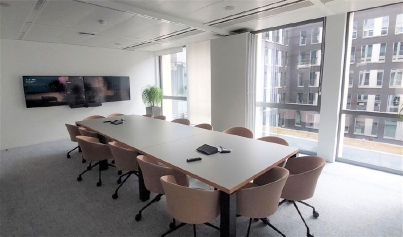 MONTOYER 47: kantoor te huur vanaf 130m² foto 5