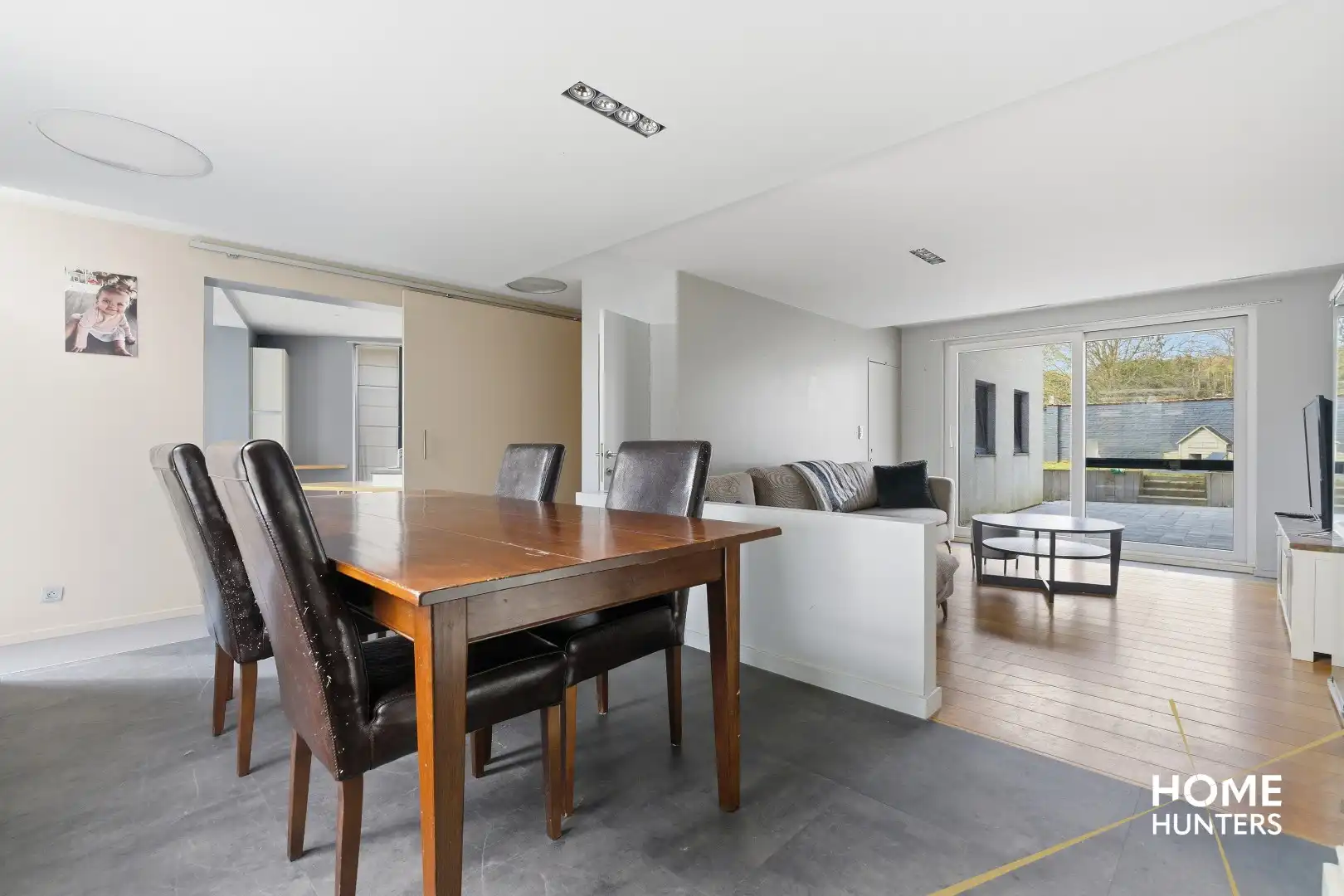 Instapklare halfopen woning met garage, tuin en 3 slaapkamers in de dorpskern van Nieuwkerke foto 5