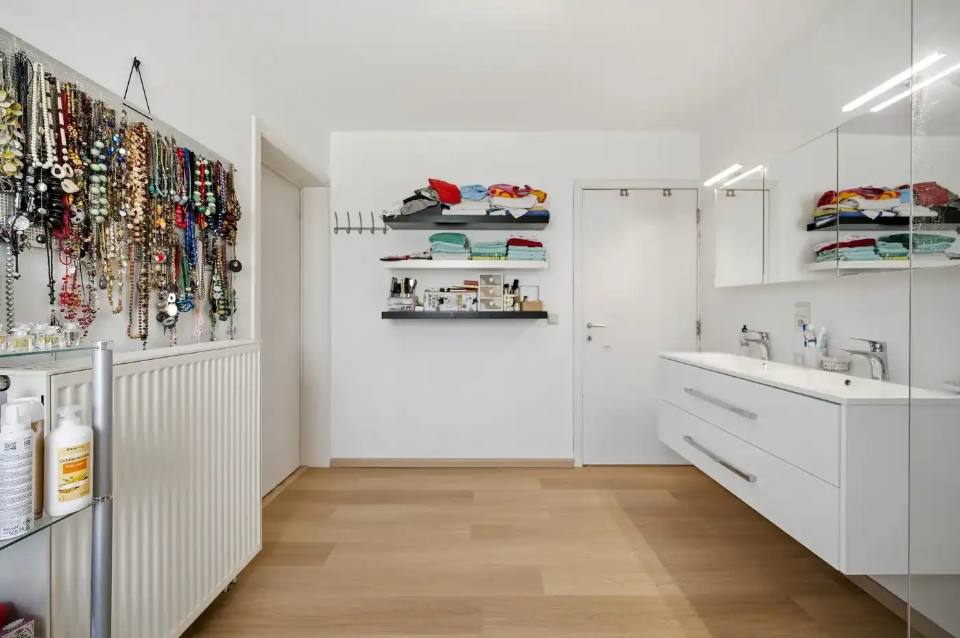 Instapklare rijwoning in het landelijke Linter, 2 slaapkamers, met tuin foto 12