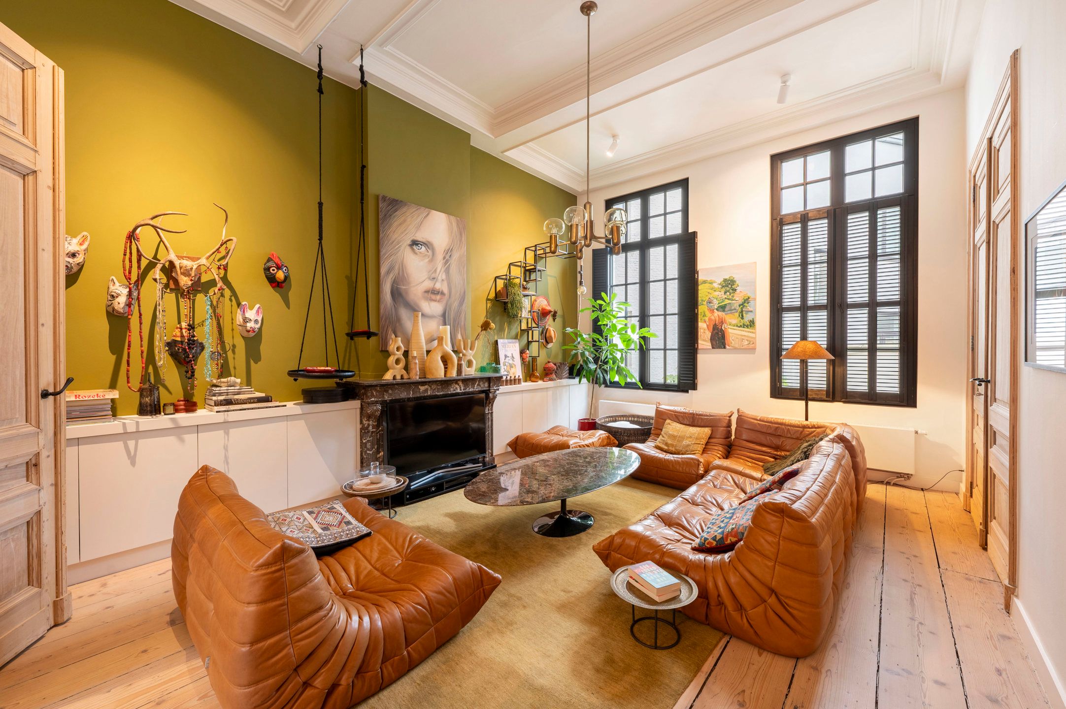 ANTWERPEN-CENTRUM - Meesterwoning met patio en parking foto 6