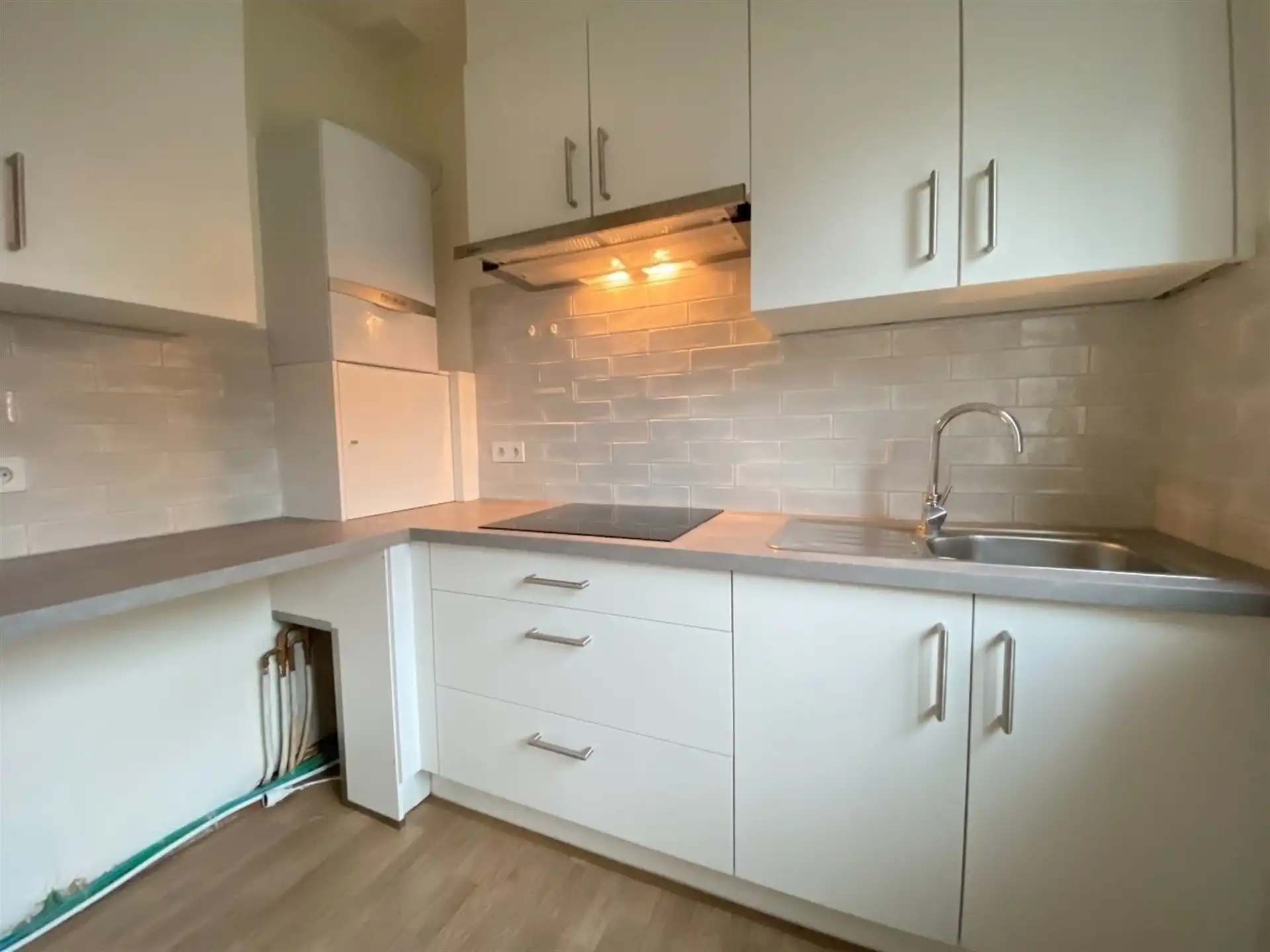 Gunstig gelegen opgeknapt appartement met terras.  foto 14