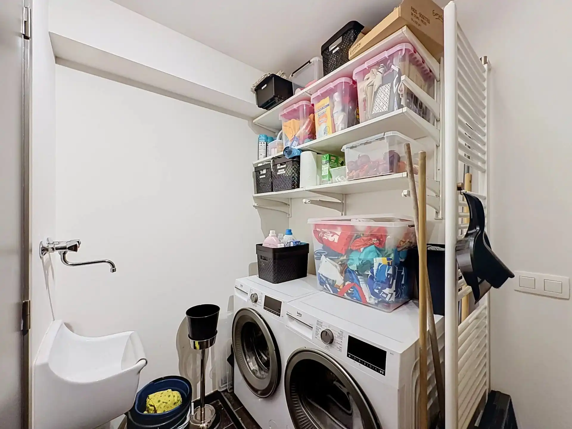 Luxe triplex met dubbele garage, 5 slaapkamers en 2 badkamers  in hartje Mol centrum foto 21