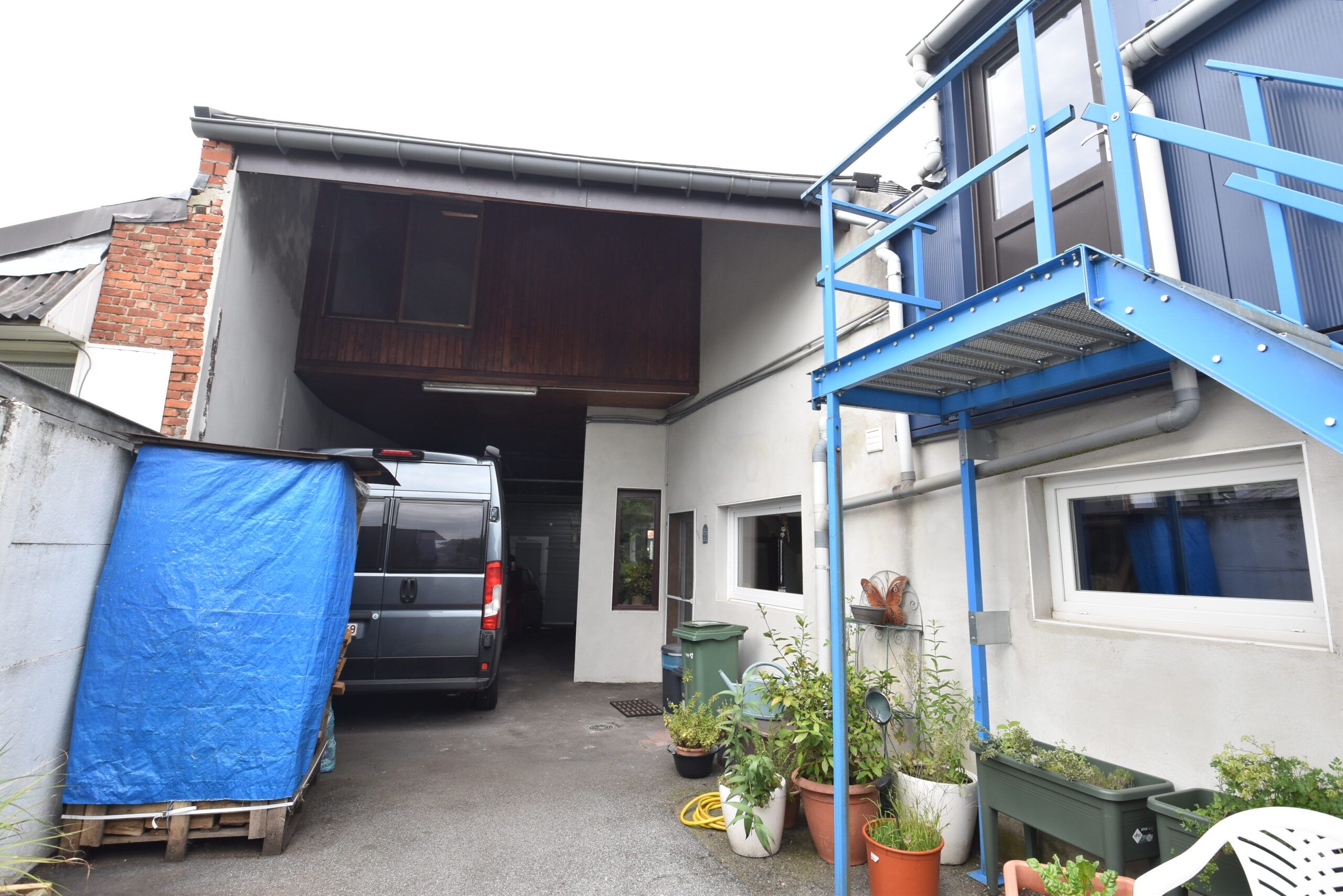 Zeer ruime woonst met atelier/praktijk in Nieuwkerken foto 12