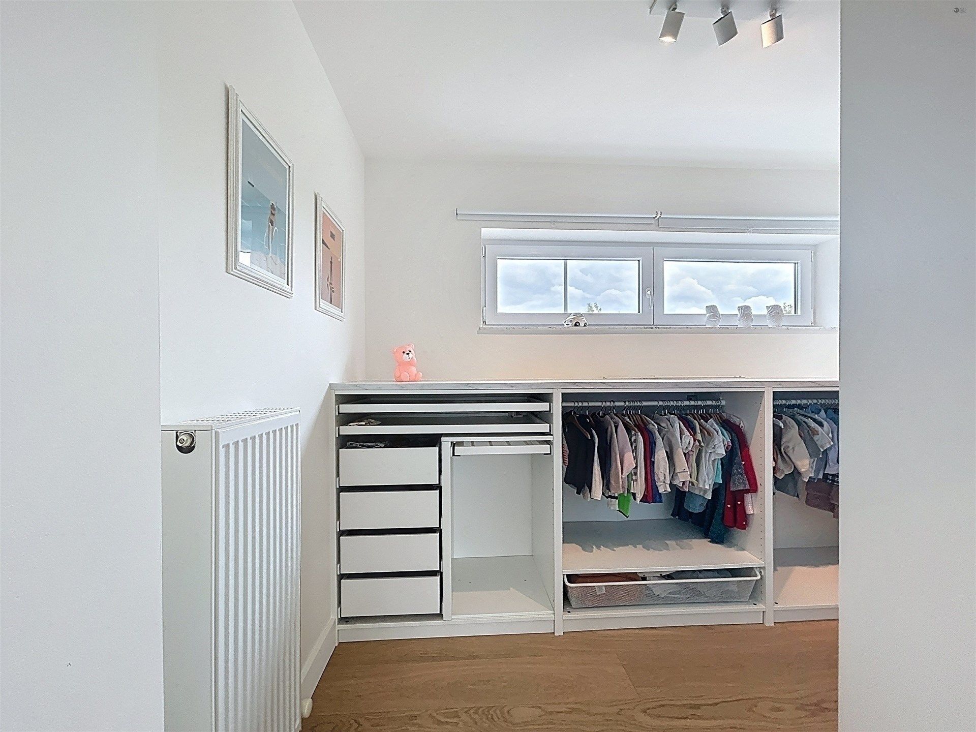 Prachtige half open bebouwing met 4 slaapkamers en garage op perceel van  450 m²  foto 20