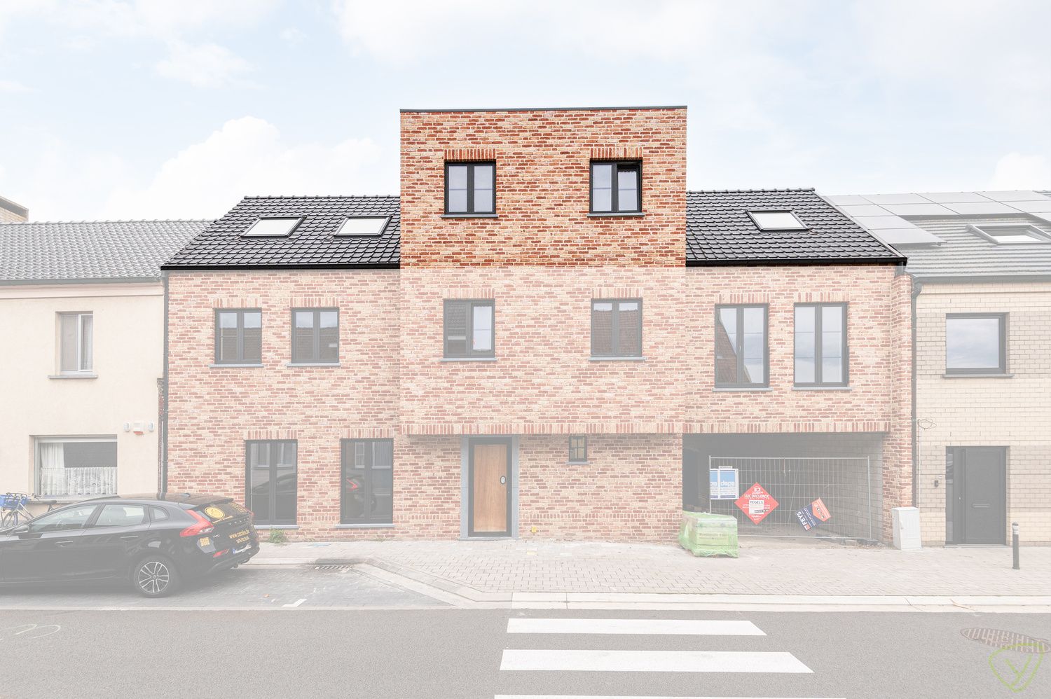 Prachtige kleinschalige nieuwbouwresidentie gelegen in Dorpskern van Sint-Laureins! foto {{pictureIndex}}