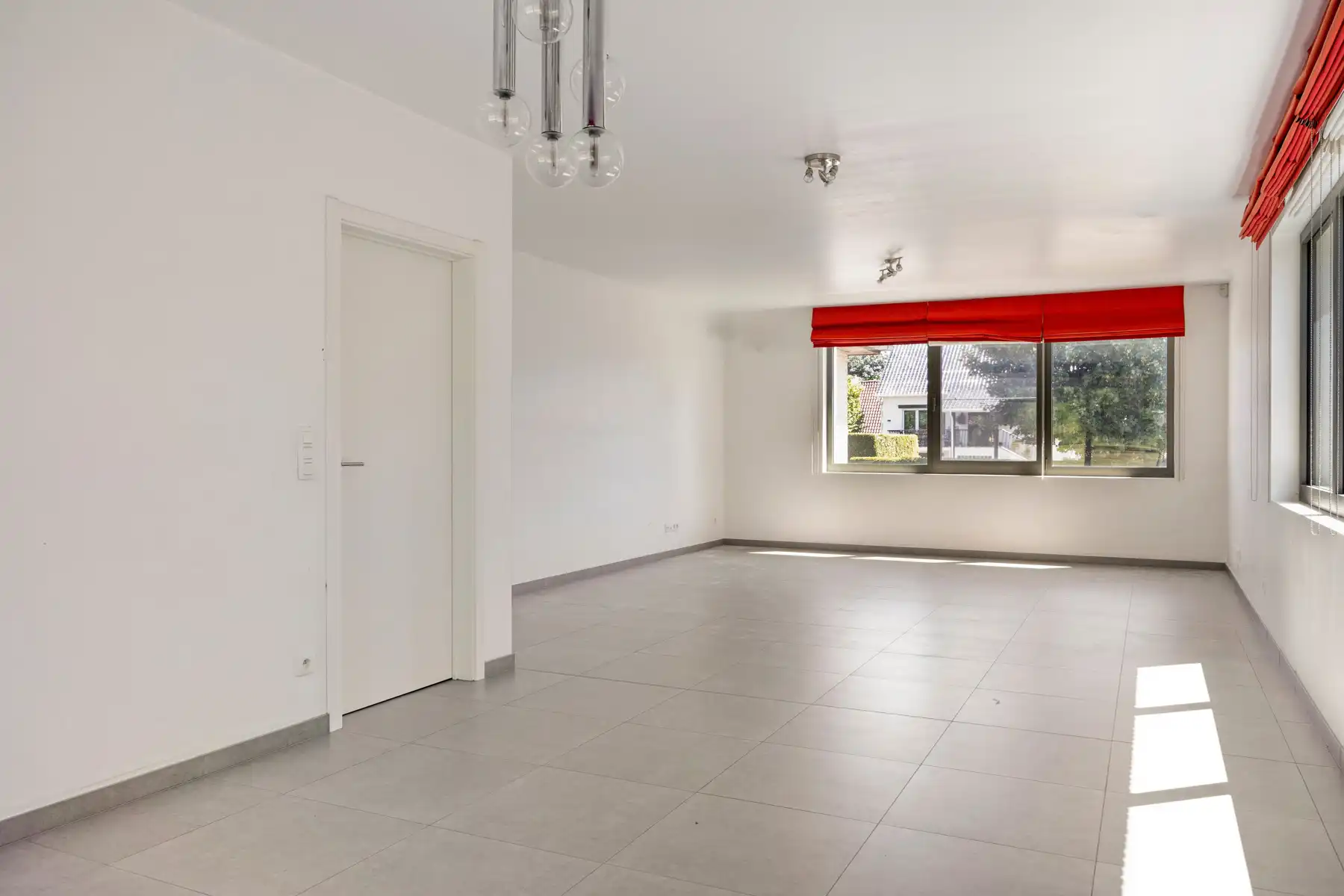 Ruime energiezuinige en instapklare villa in Wemmel foto 8