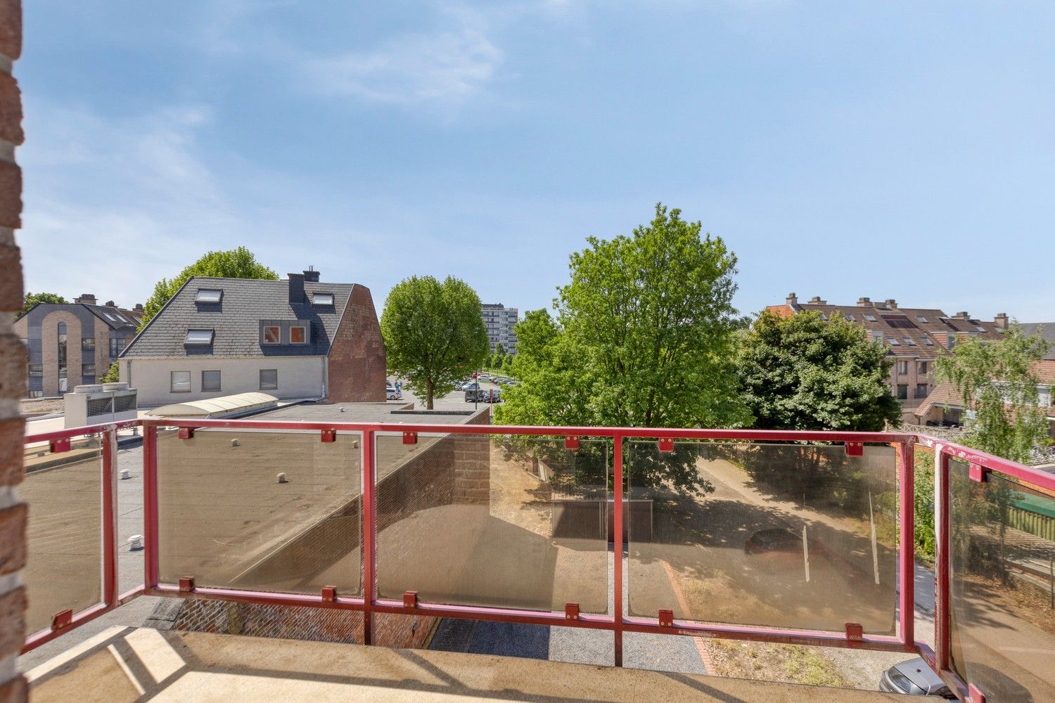 Ruim appartement met 3 slaapkamers in centrum Lanaken foto 18