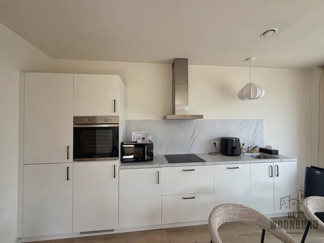 Appartement 1e verd. met autostaanplaats foto 3