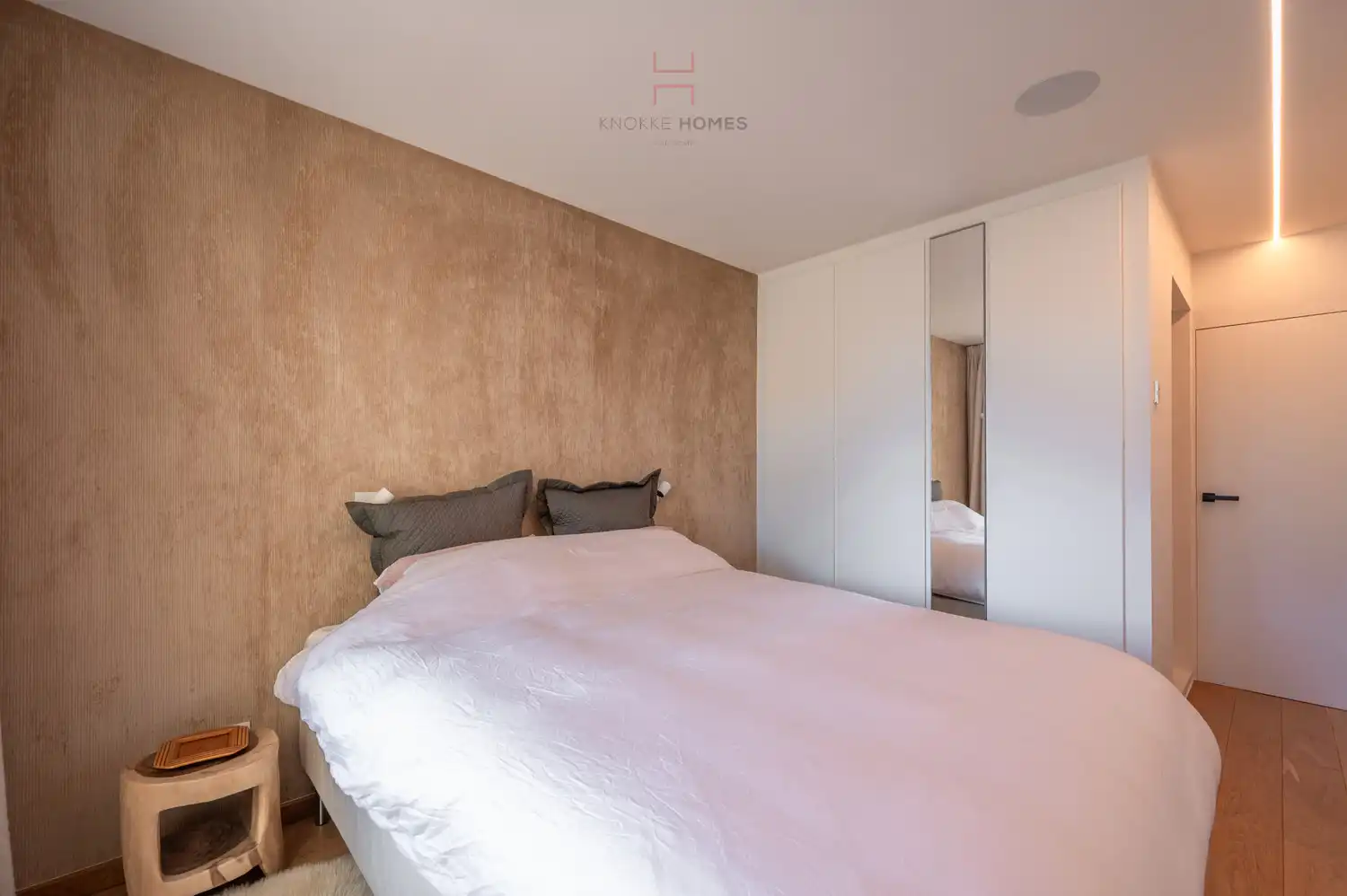 Ruim recent gerenoveerd appartement op de Zeedijk-Albertstrand foto 11