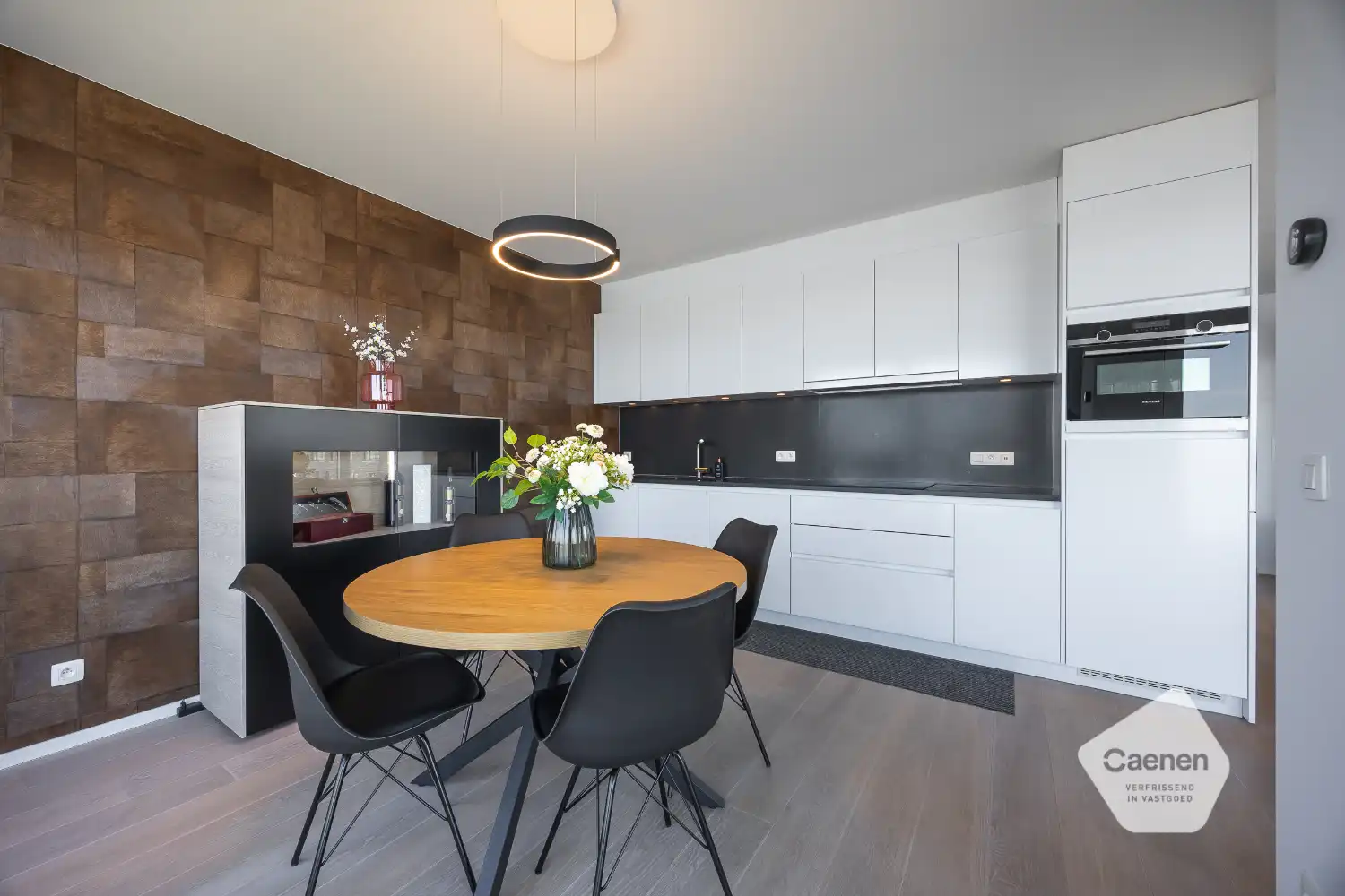 Zeer recent & kwalitatief afgewerkt 3-slaapkamerappartement foto 4
