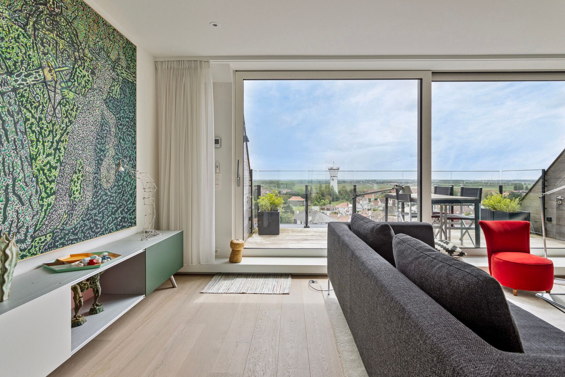 High-end luxe penthouse met zeezicht. foto 7