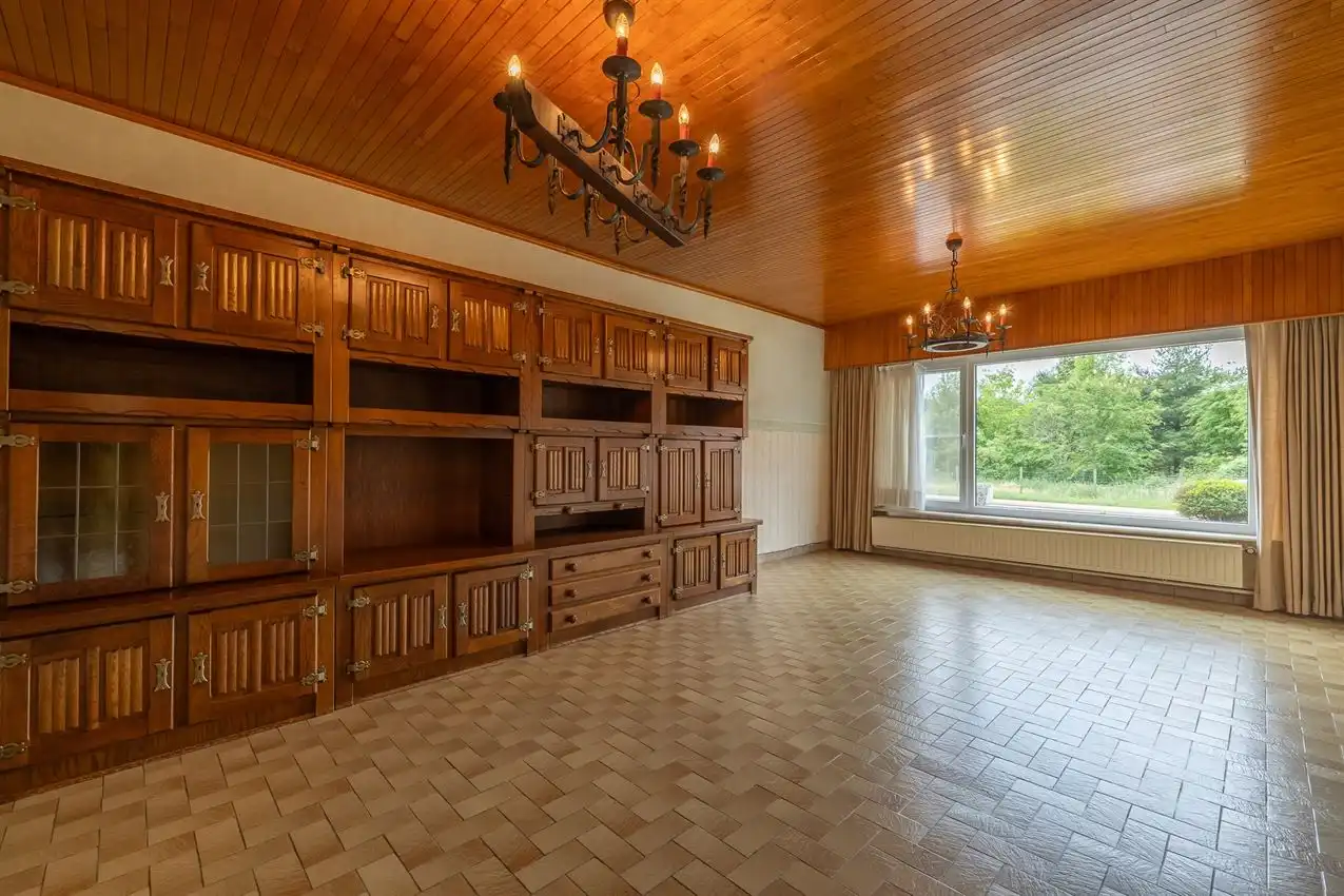 Woning met 3 slaapkamers, veranda en ruime tuin foto 24