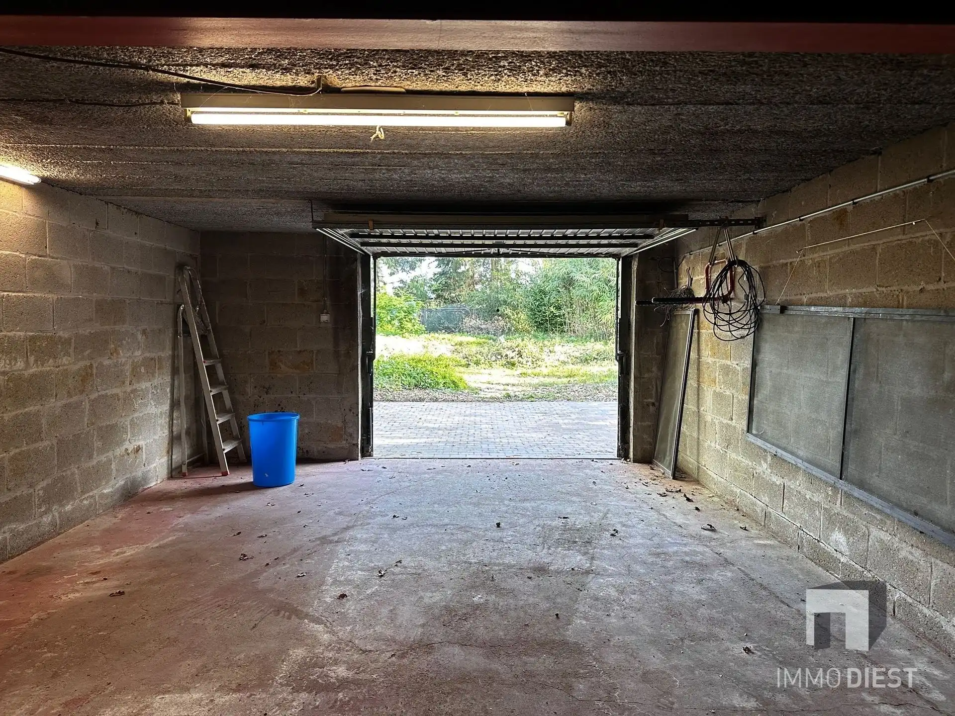 Te renoveren woning met 4 slaapkamers op Schellekensberg foto 23