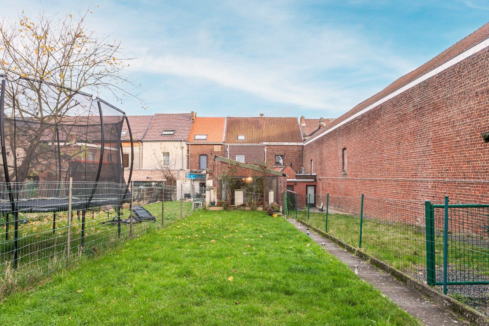 Instapklare woning met 3 slaapkamers, veranda en garagebox in Lembeek foto 12