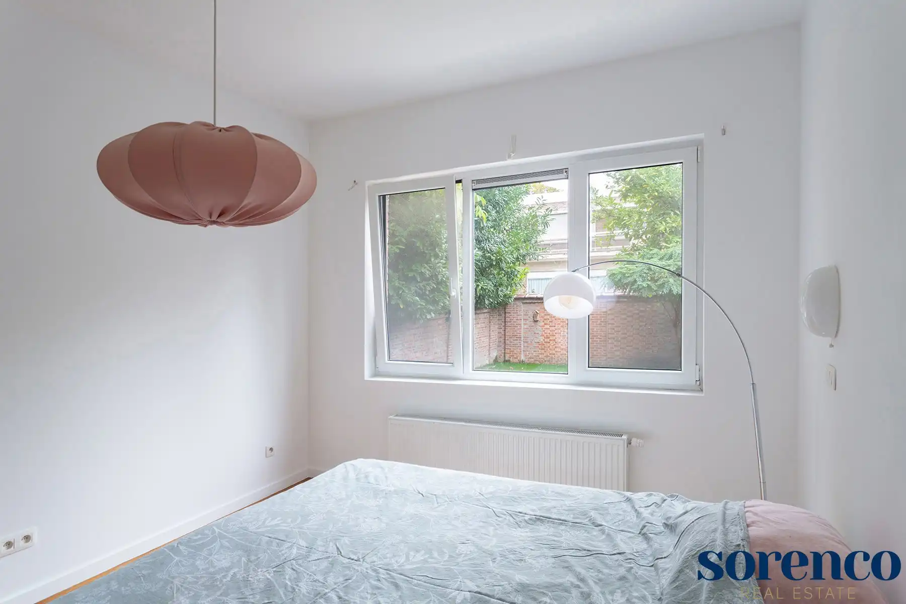 Wilrijk - Recent gerenov. 2 slpk gelijkvloers app. met tuin  foto 12