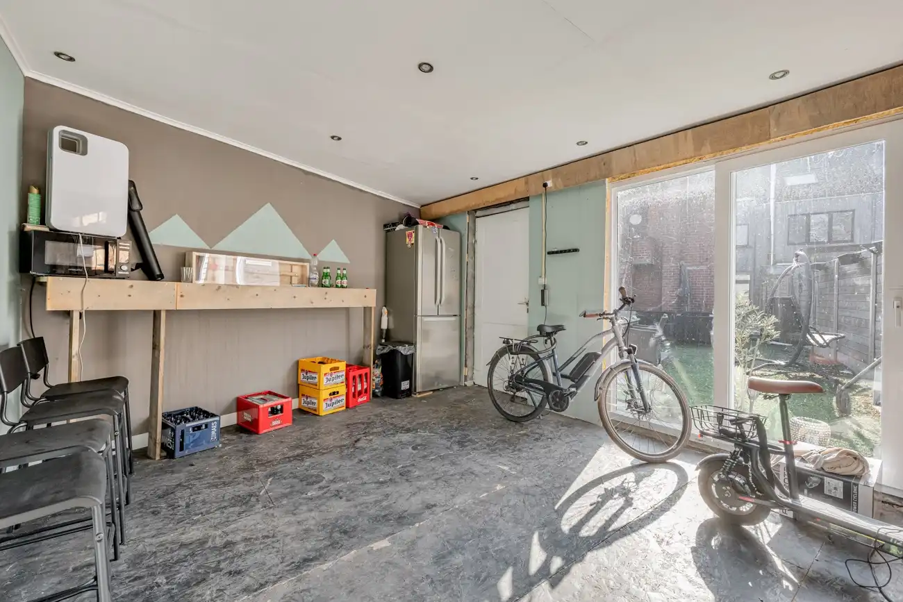 Charmante gesloten (kangoeroe)woning met heel wat potentieel op een gegeerde locatie in Oostakker! foto 26