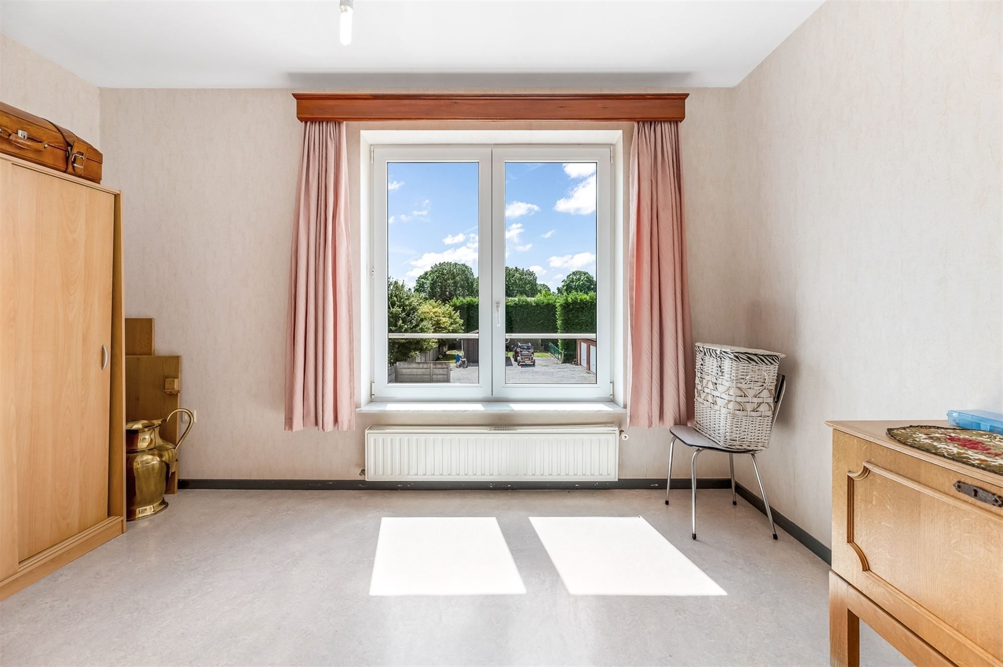 RUIM APPARTEMENT (92M²) MET 2 SLAAPKAMERS EN BIJHORENDE GARAGE IN DE NABIJHEID VAN LEOPOLDSBURG CENTRUM foto 9