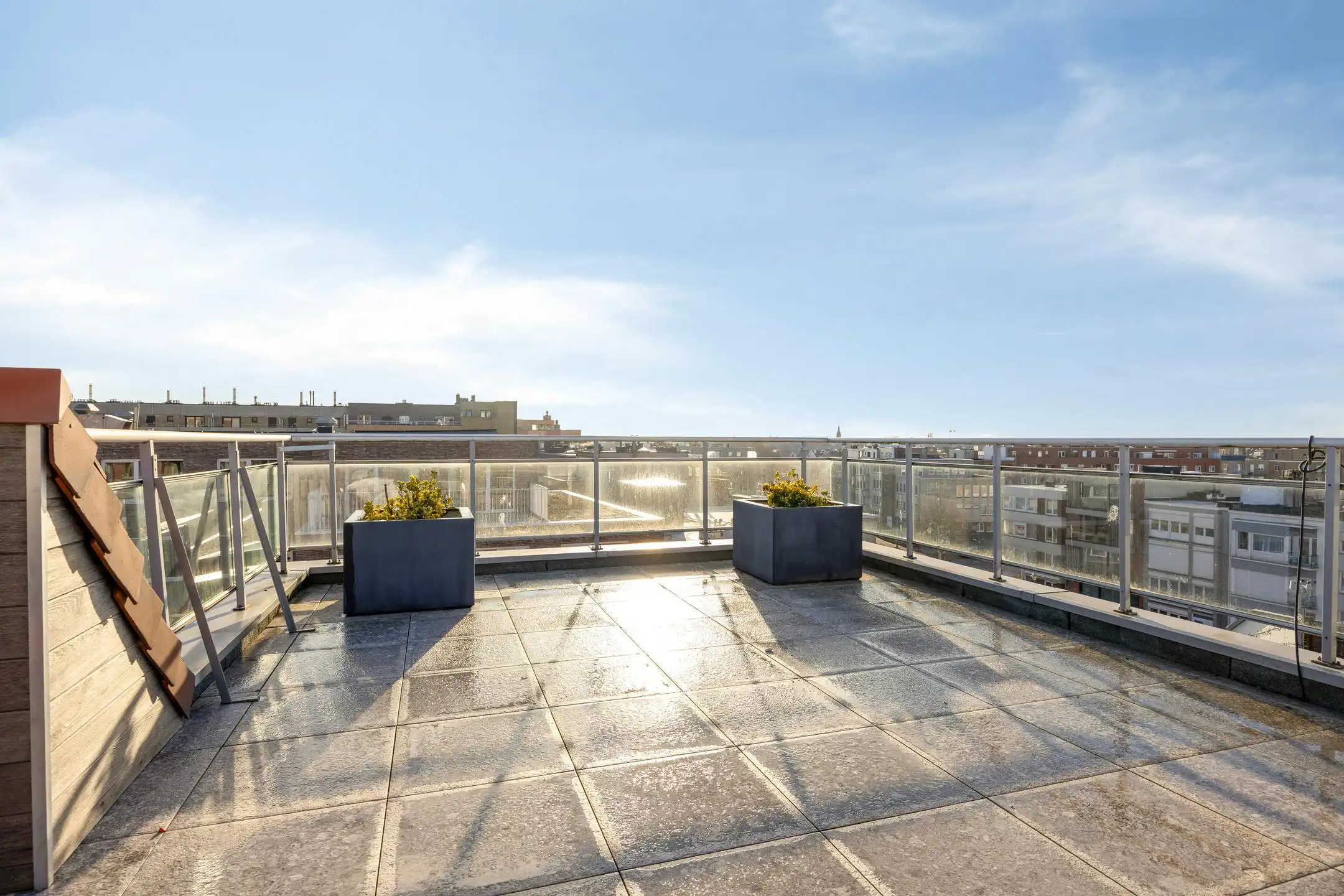 Lichtrijk appartement te koop in Blankenberge foto 2