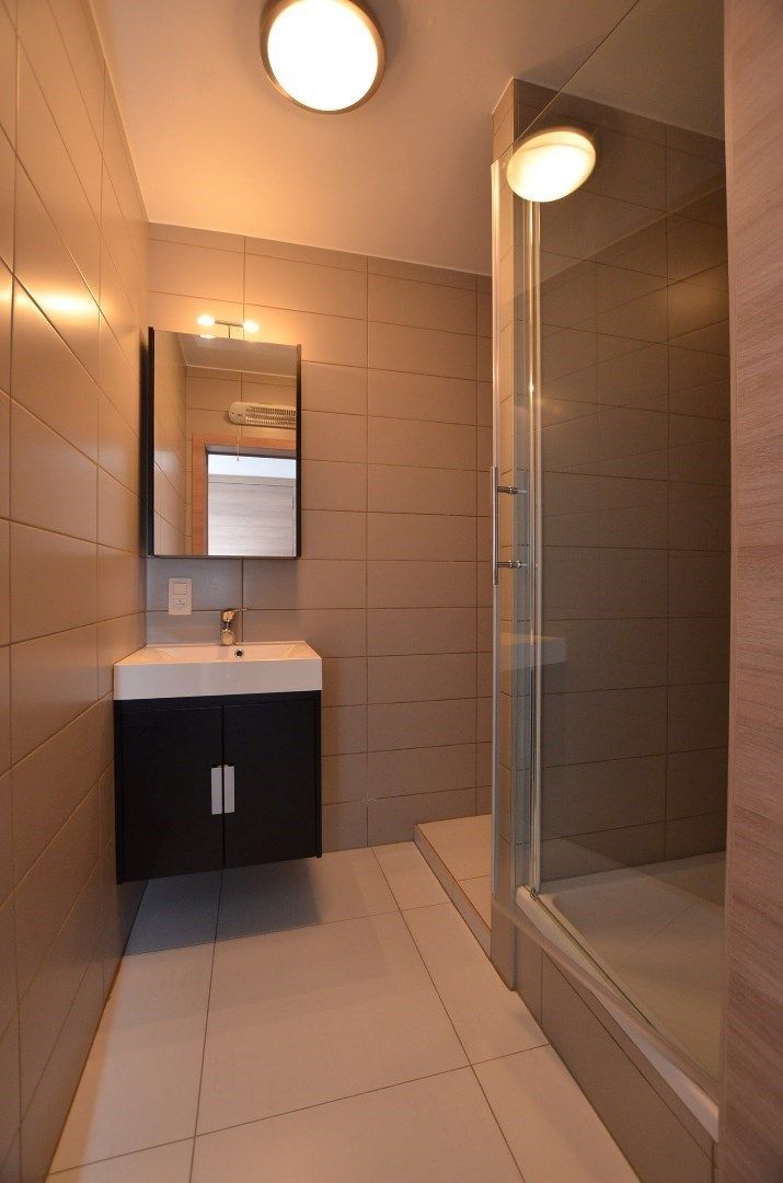 Instapklaar appartement 1ste verdiep (zonder lift) foto 9