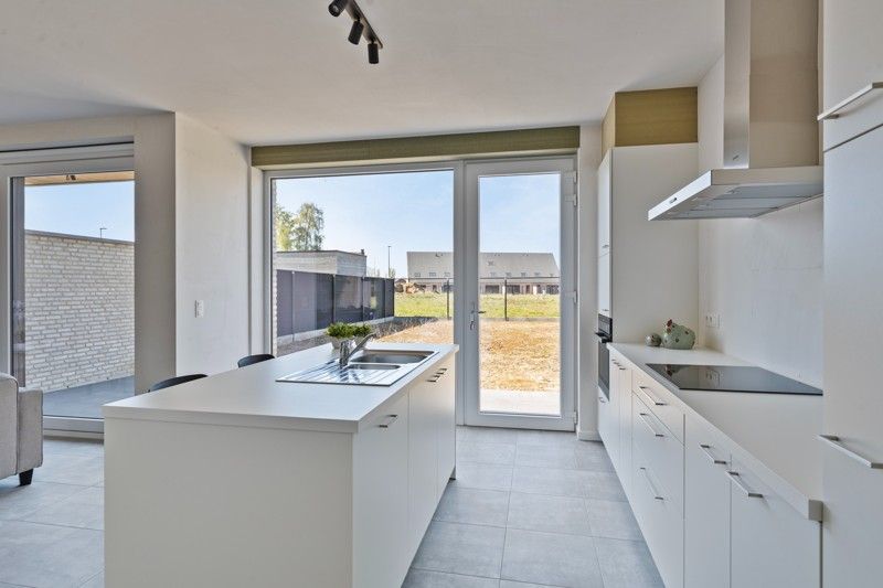 Moderne nieuwbouwwoning op 274 m² TE KOOP in Wakken! foto 13