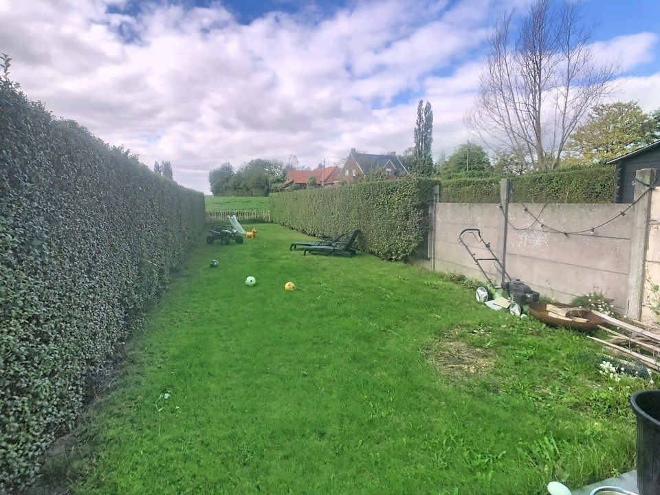 Volledig gerenoveerde woning met tuin én garage te Roeselare foto 4