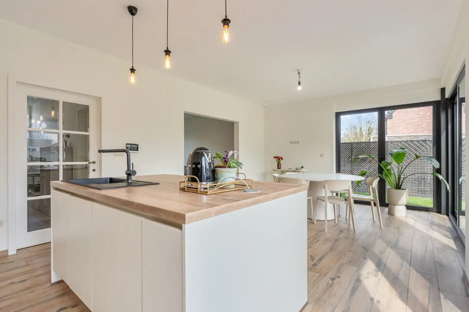 UNIEK VASTGOEDAANBOD! Kwaliteitsvolle pastorijwoning met duurzame technieken en uitzonderlijk wooncomfort foto 13