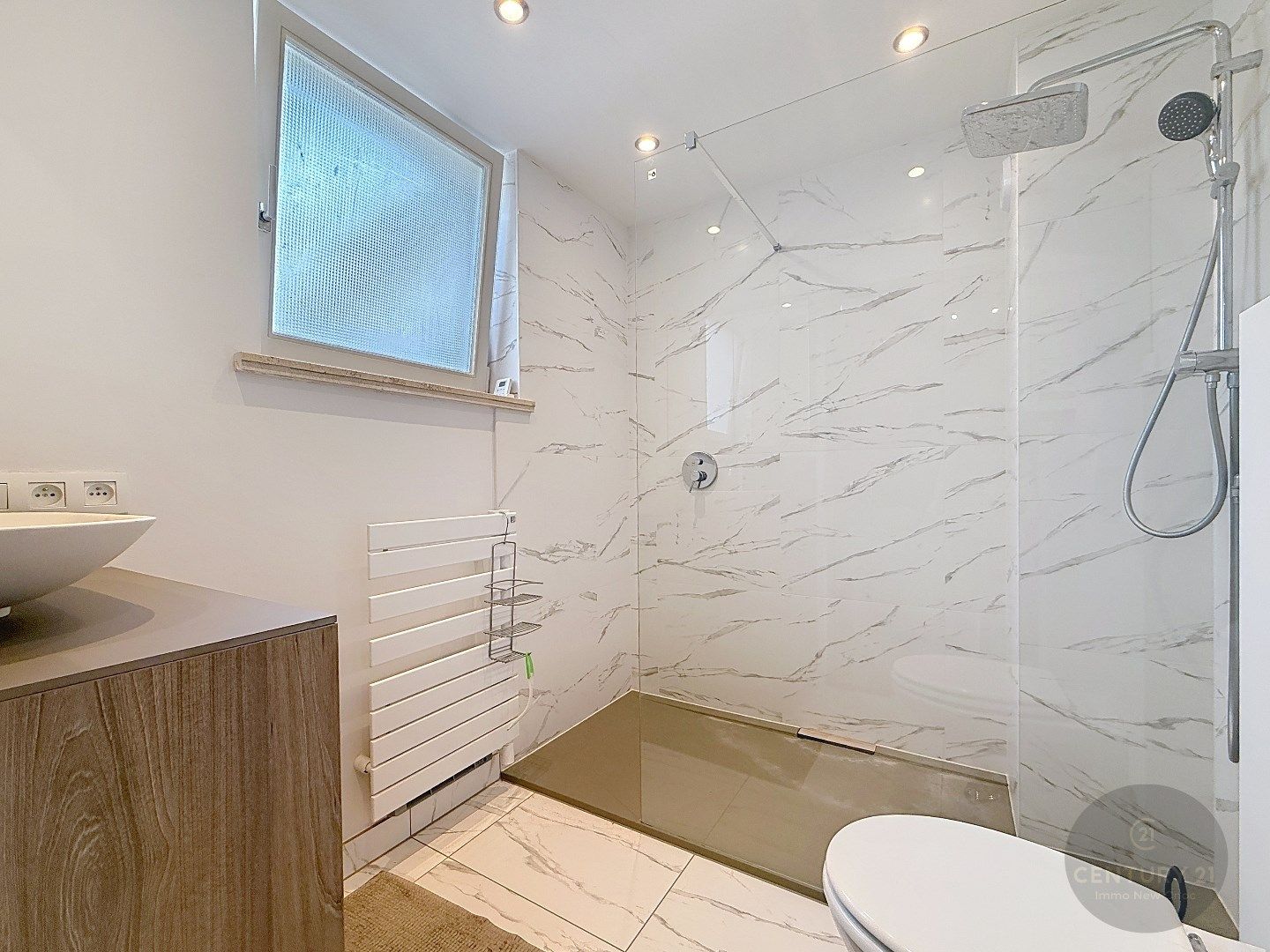 PENTHOUSE met prachtig terras!  foto 13