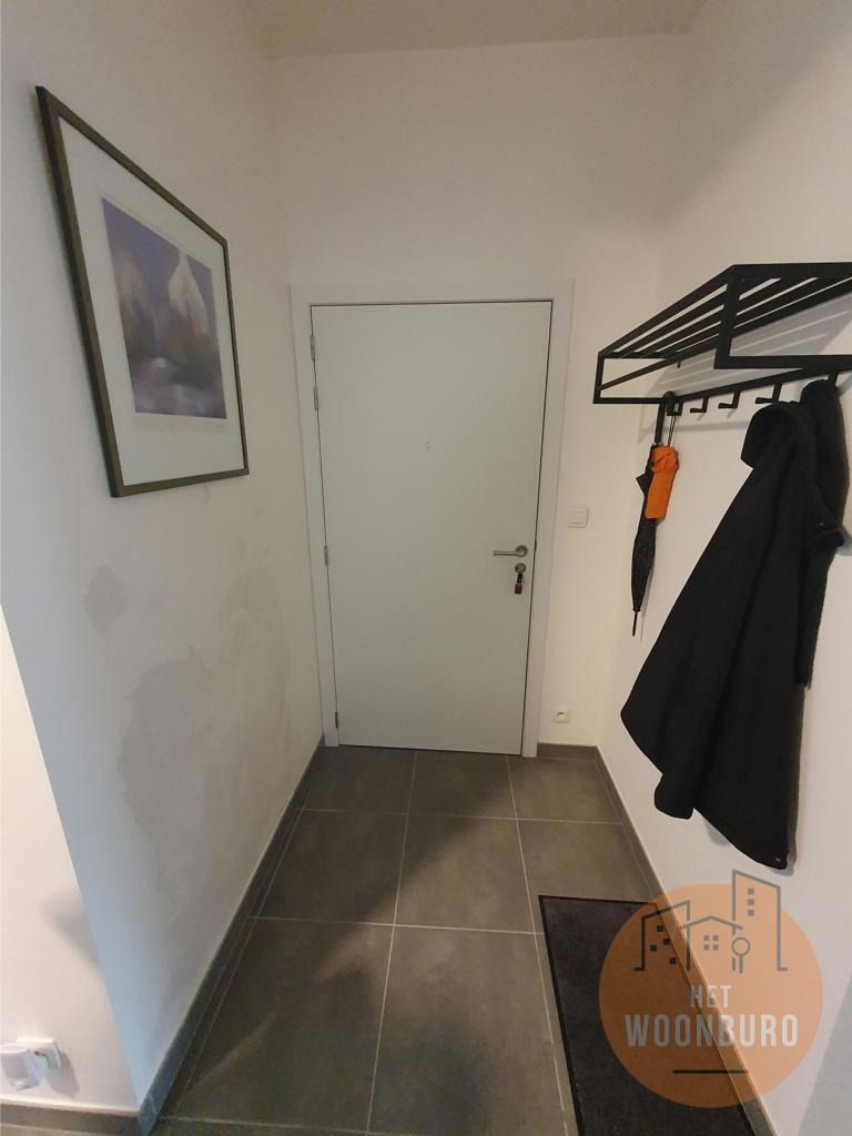 Gelijkvloersappartement met autostaanplaats foto 4