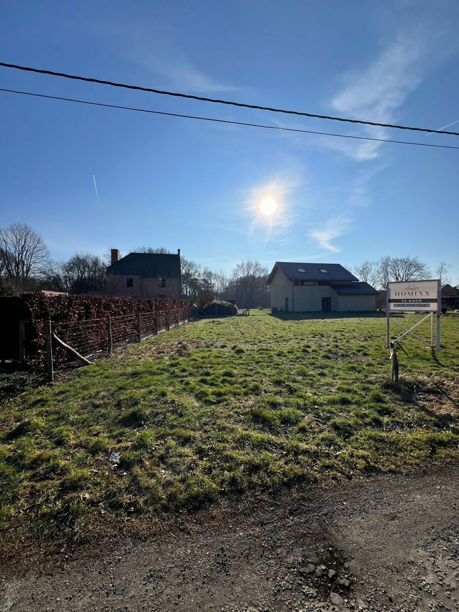 Rustig gelegen bouwgrond in doodlopende straat foto 3