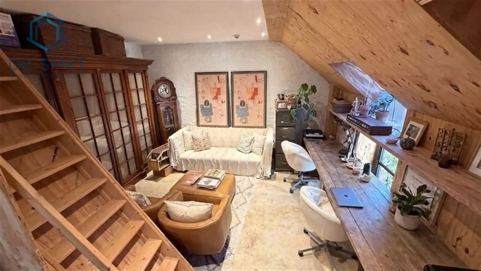 UNIEKE LANDELIJKE HOEVE OP 8.035 M² EEN DROOM VOOR PAARDENLIEFHEBBERS, GROTE GEZINNEN & ONDERNEMERS foto 10