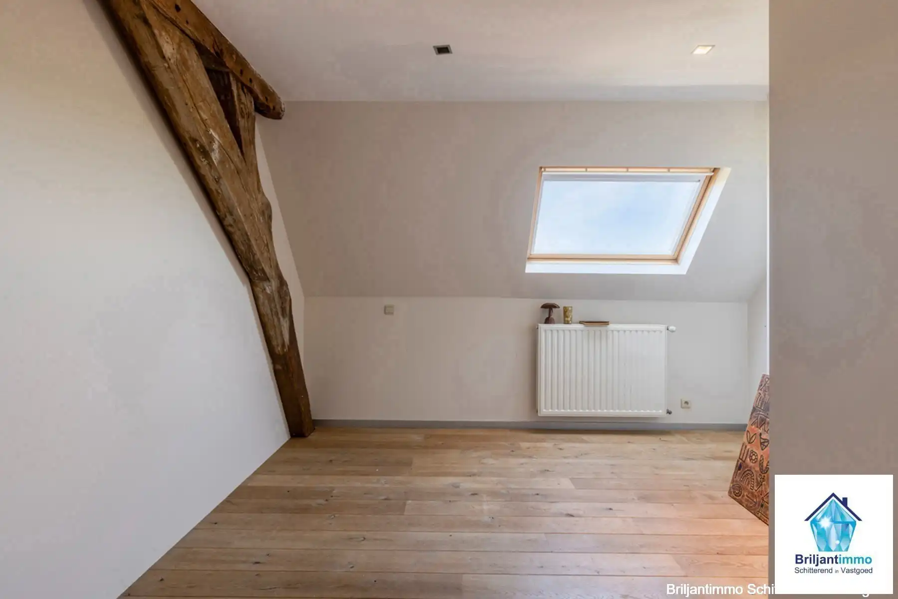 Uiterst charmante en gerenoveerde hoeve met gezellige tuin foto 19