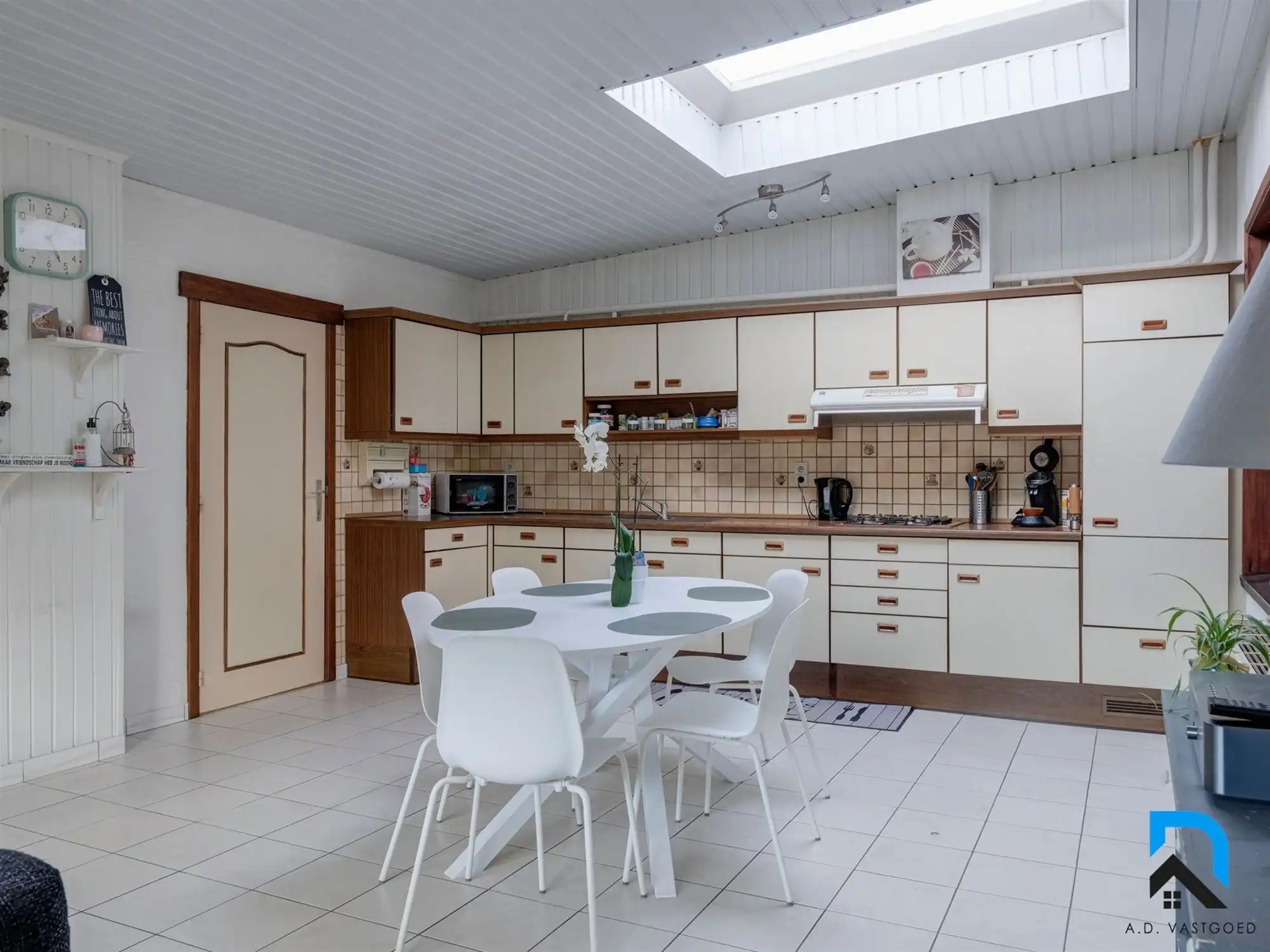 Halfopen bebouwing in Diepenbeek op ruim perceel foto 12