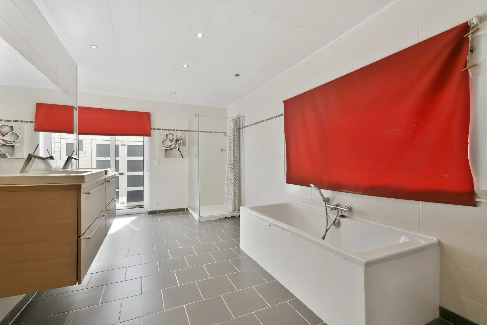 Hoekwoning met 3 slaapkamers te huur in Jabbeke!  foto 5
