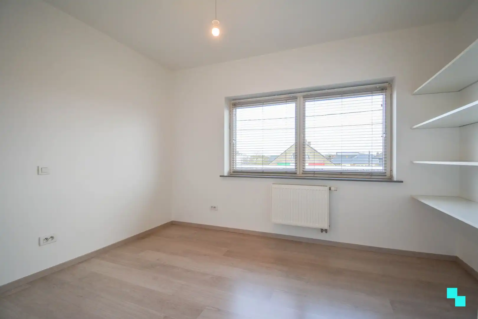 Ruim appartement met tuin, terras en garage - Roeselare foto 21