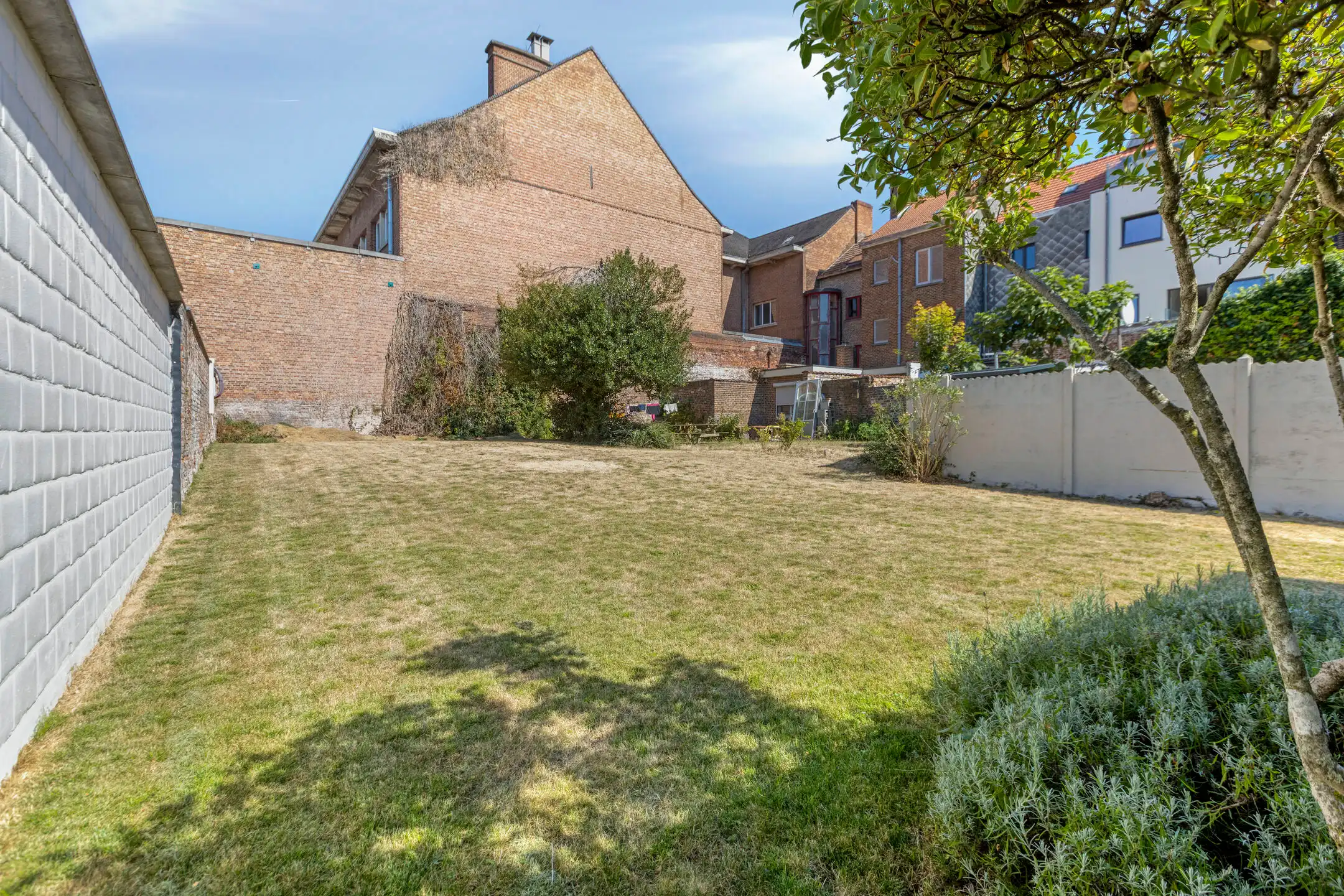 Gerenoveerd appartement met 2 slaapkamers & tuin te Tienen foto 20