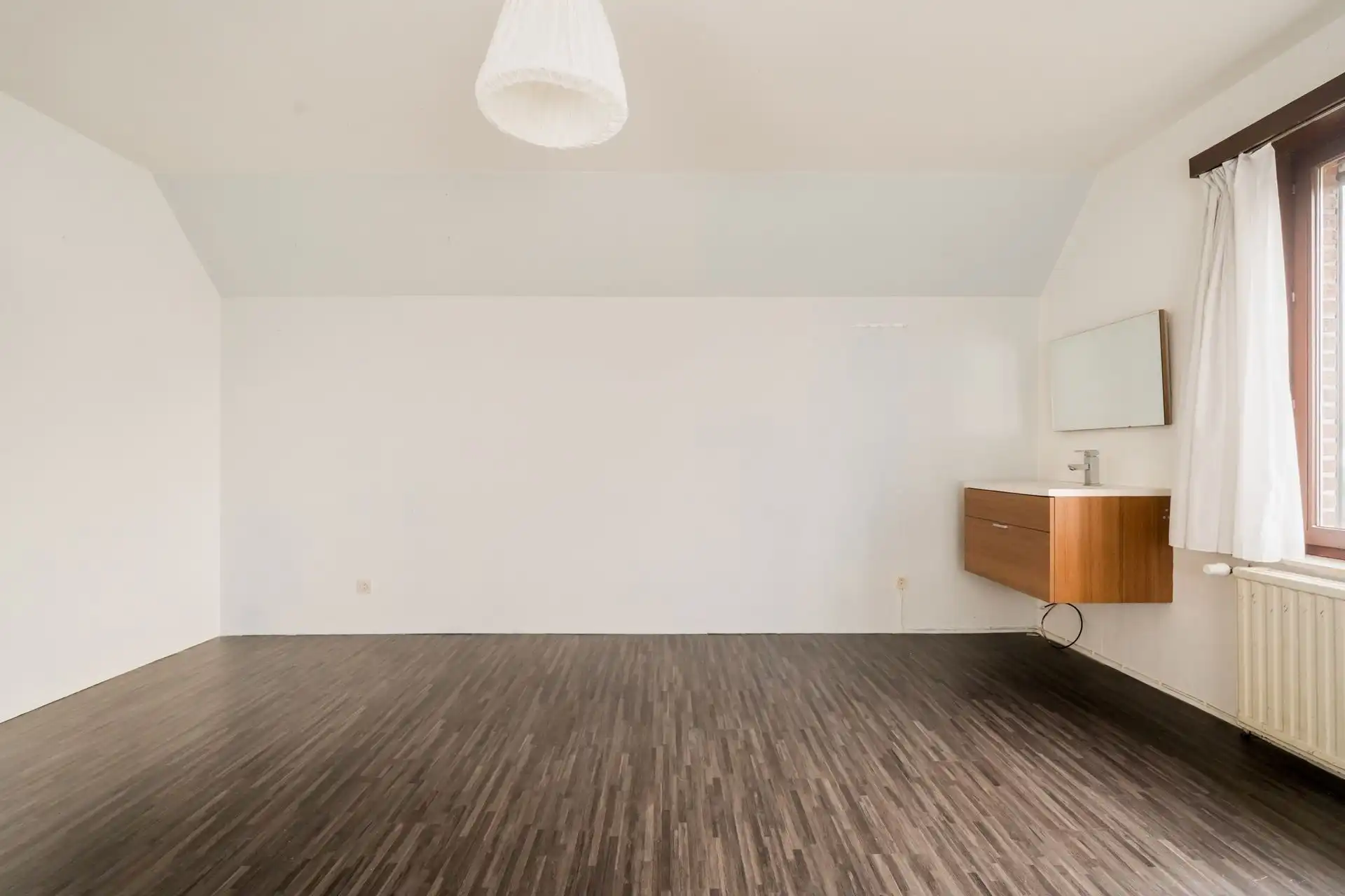 Huis met 3 slpk en zonnige tuin in rustige woonomgeving te Duffel foto 12