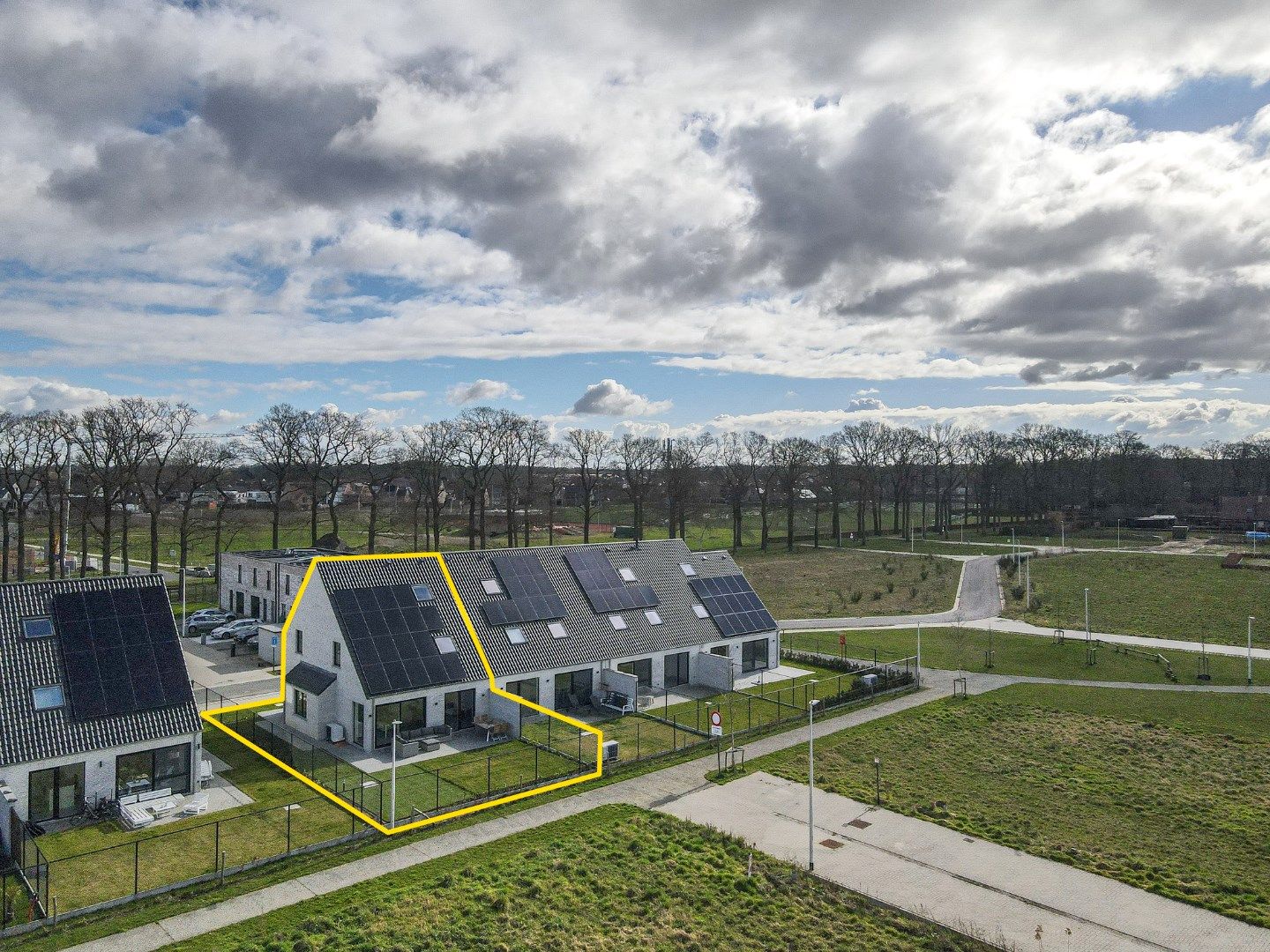 Instapklare halfopen nieuwbouwwoning te Varsenare! foto 26