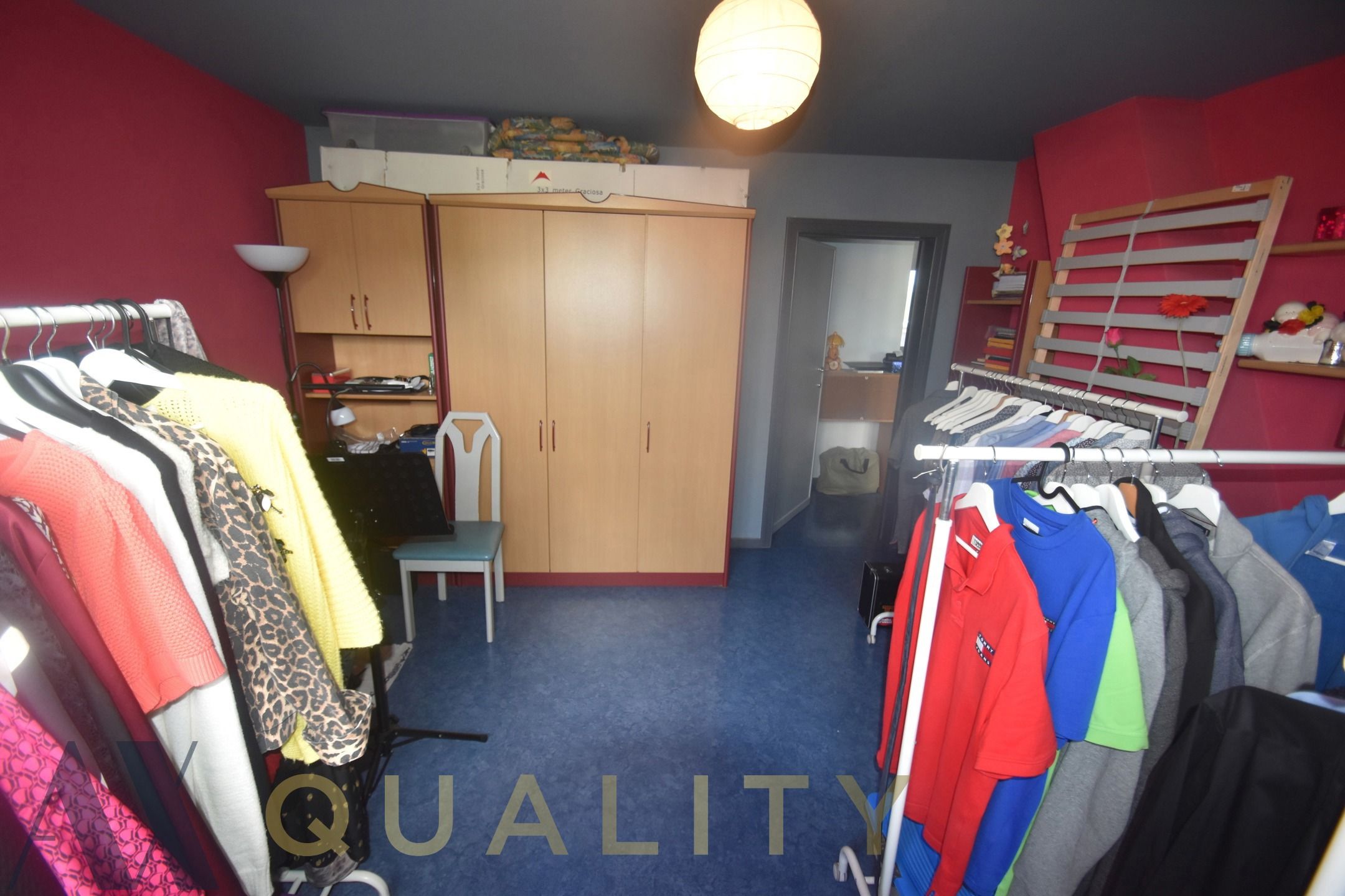 Open woning met 3 slpk., bureel, gar. oprit en tuin. Vrij vnf 01/09 foto 15