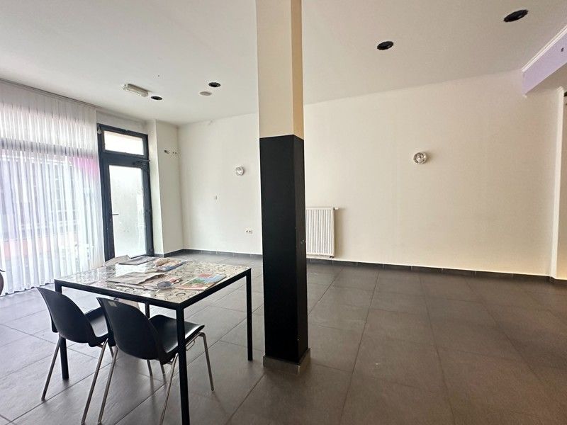 RUIM APPARTEMENT MET 2 SLPKS TE KOOP, MAASMECHELEN foto 4