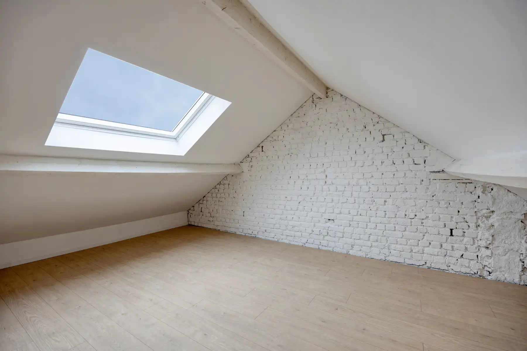 Stijlvol gerenoveerde woning met 3 slaapkamers  foto 27