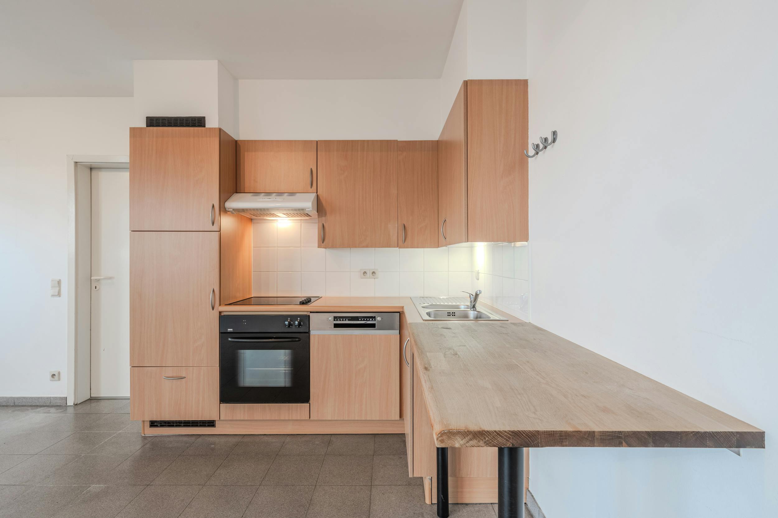 Appartement met één slaapkamer en terras te Nieuwpoort. foto 4