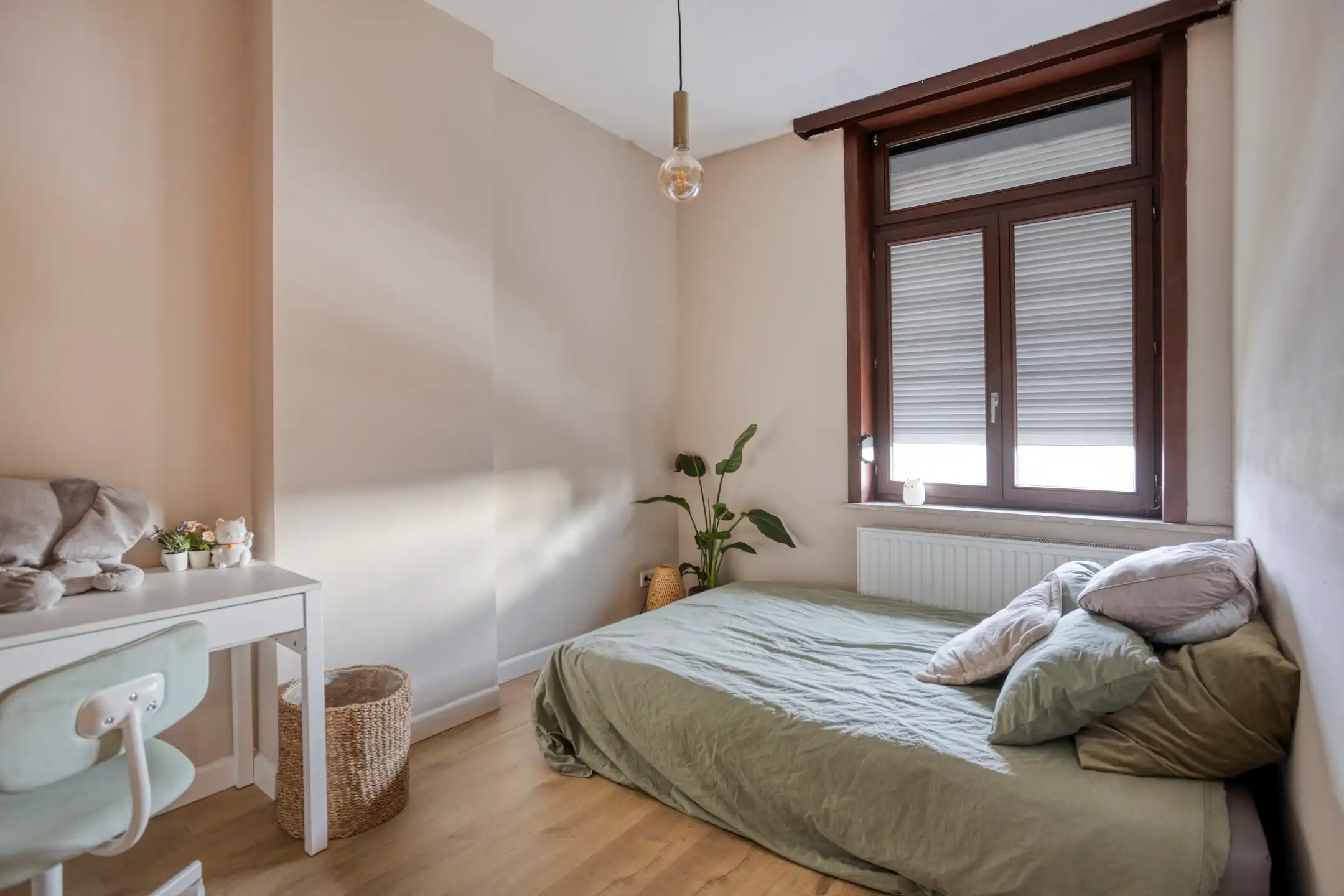 Authentieke woning met 5 slaapkamers op een ruim perceel foto 16