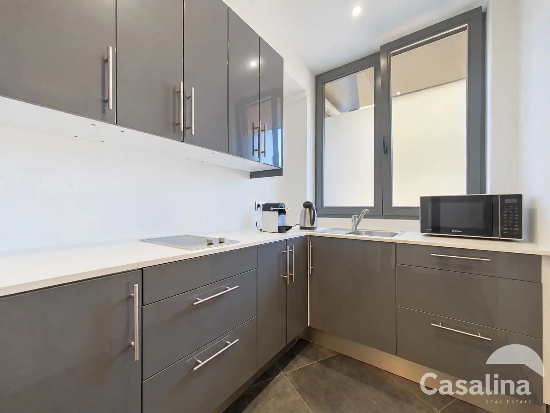 Verzorgde kantoorruimte van 75 m² te huur  foto 7
