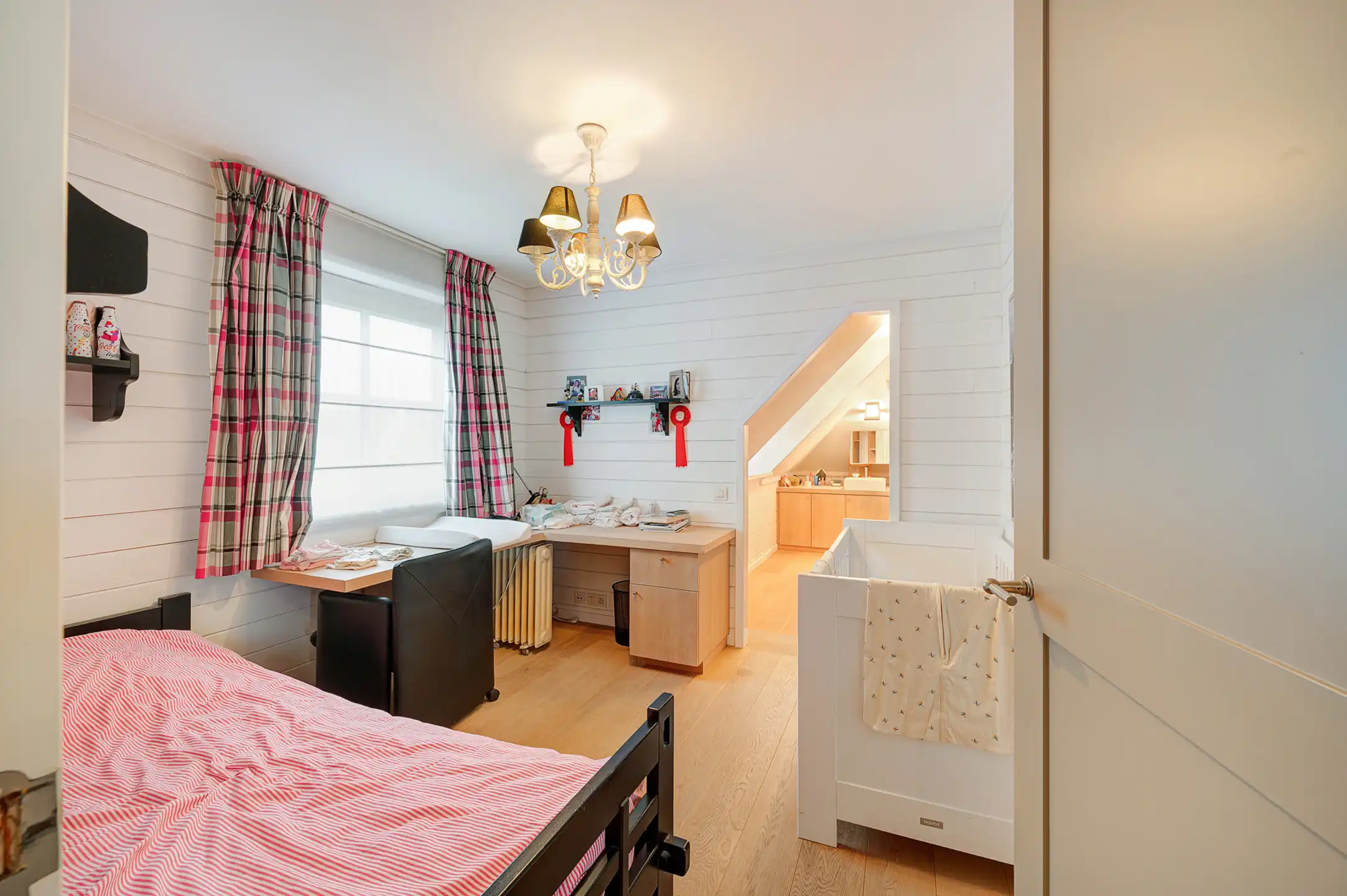 Exclusieve villa met zwembad en panoramisch polderzicht foto 23