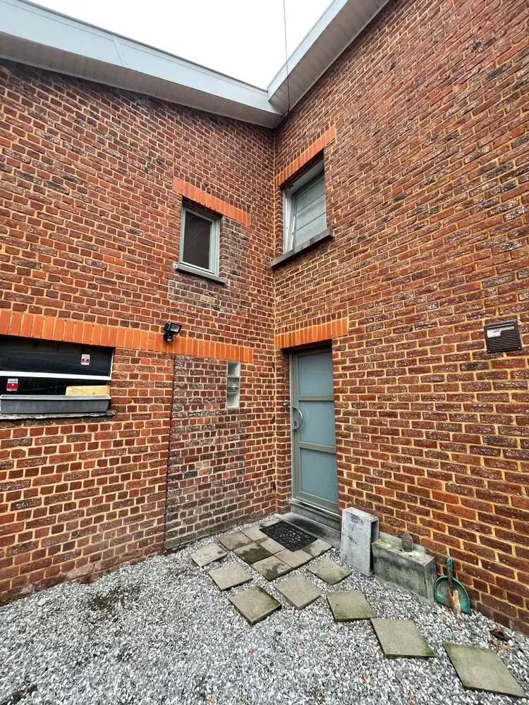 Rustig gelegen woning met koertje foto 3