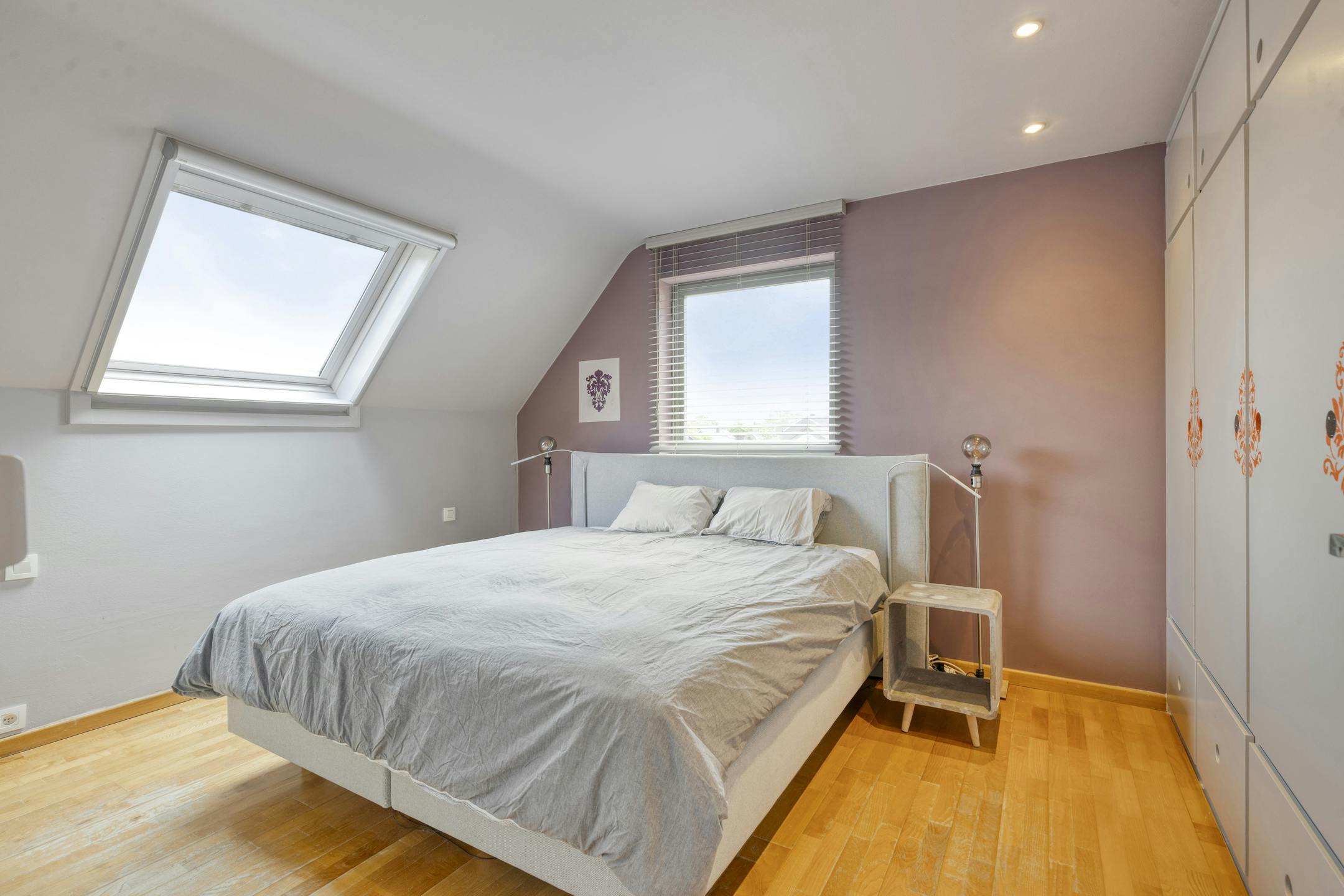 Villa met praktijkruimte op ruim perceel te koop te Brugge foto 9