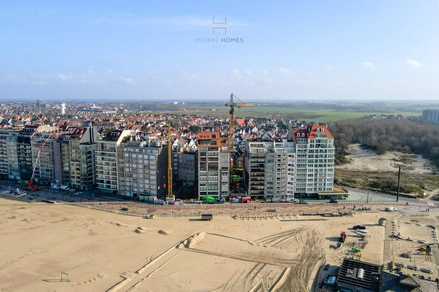 Riant appartement op de 8e verdieping van de nieuwbouwres Pierlala foto 4